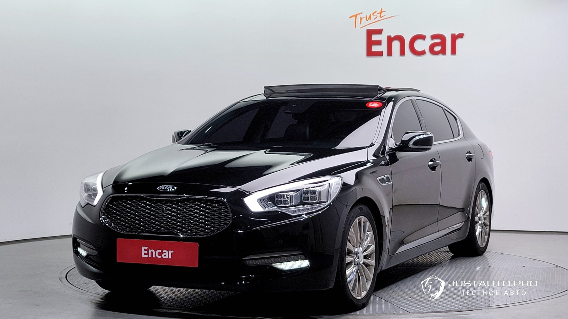 Автомобиль Kia K9