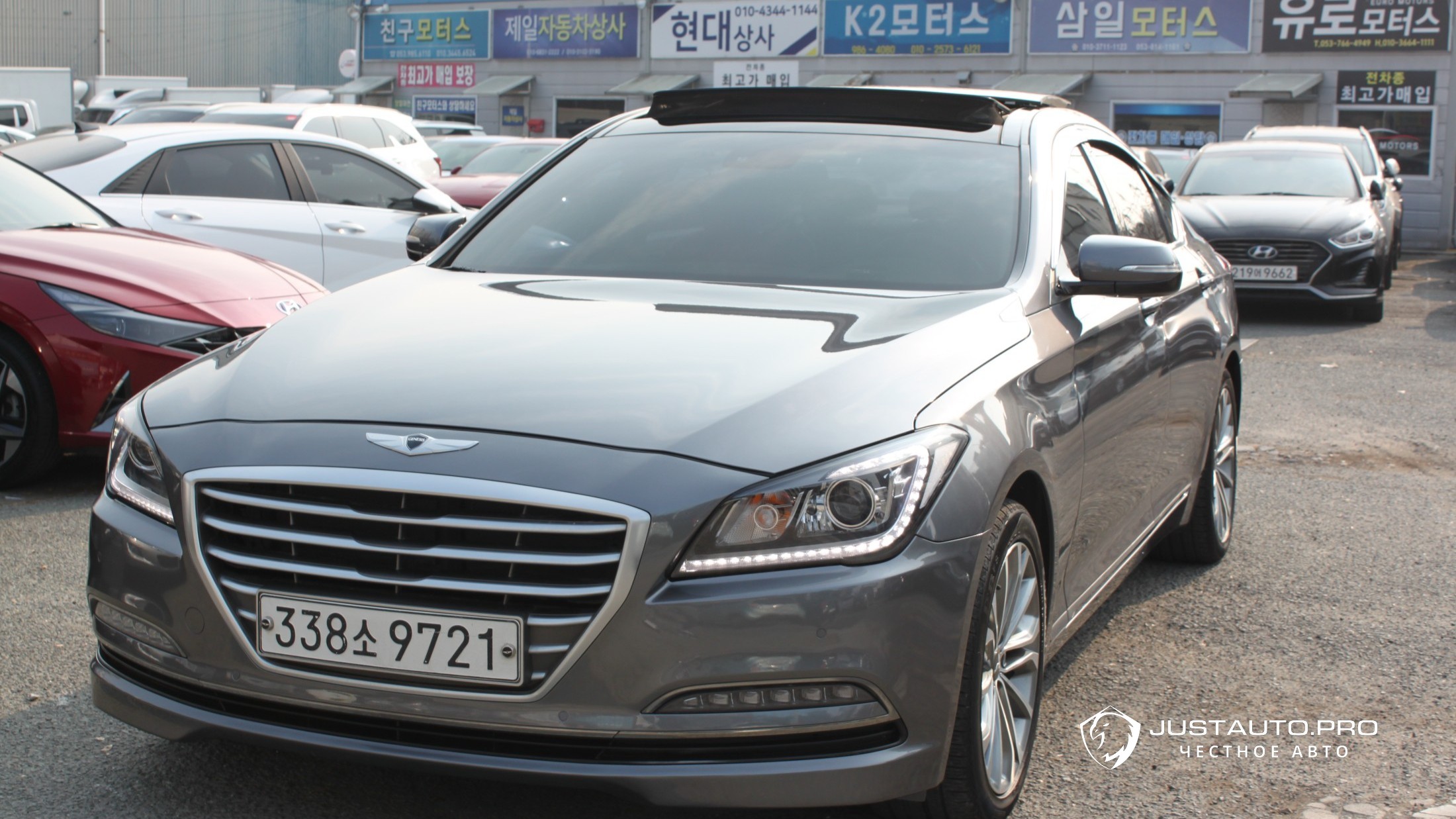 Автомобиль Hyundai Genesis