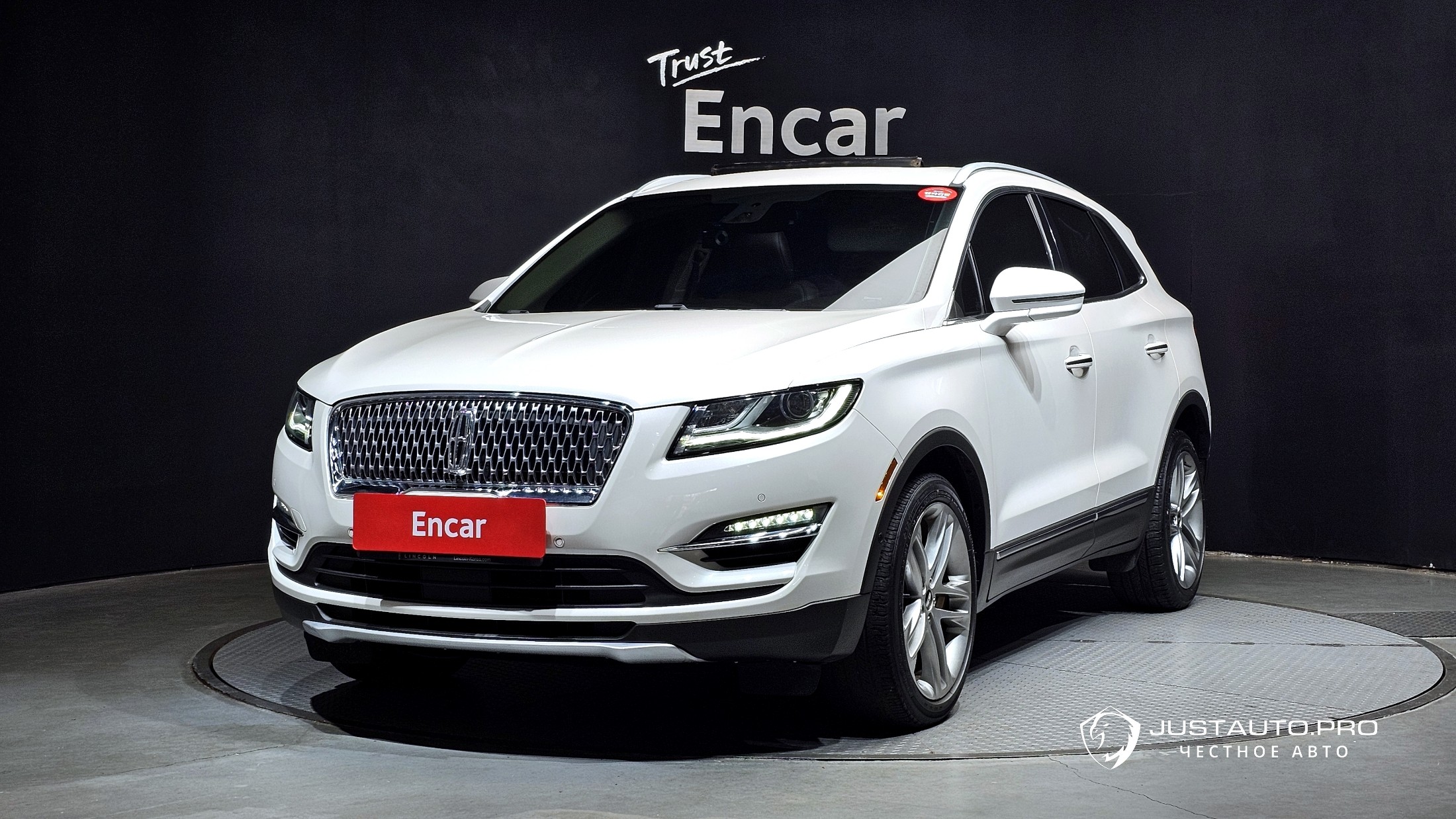 Автомобиль Lincoln MKC