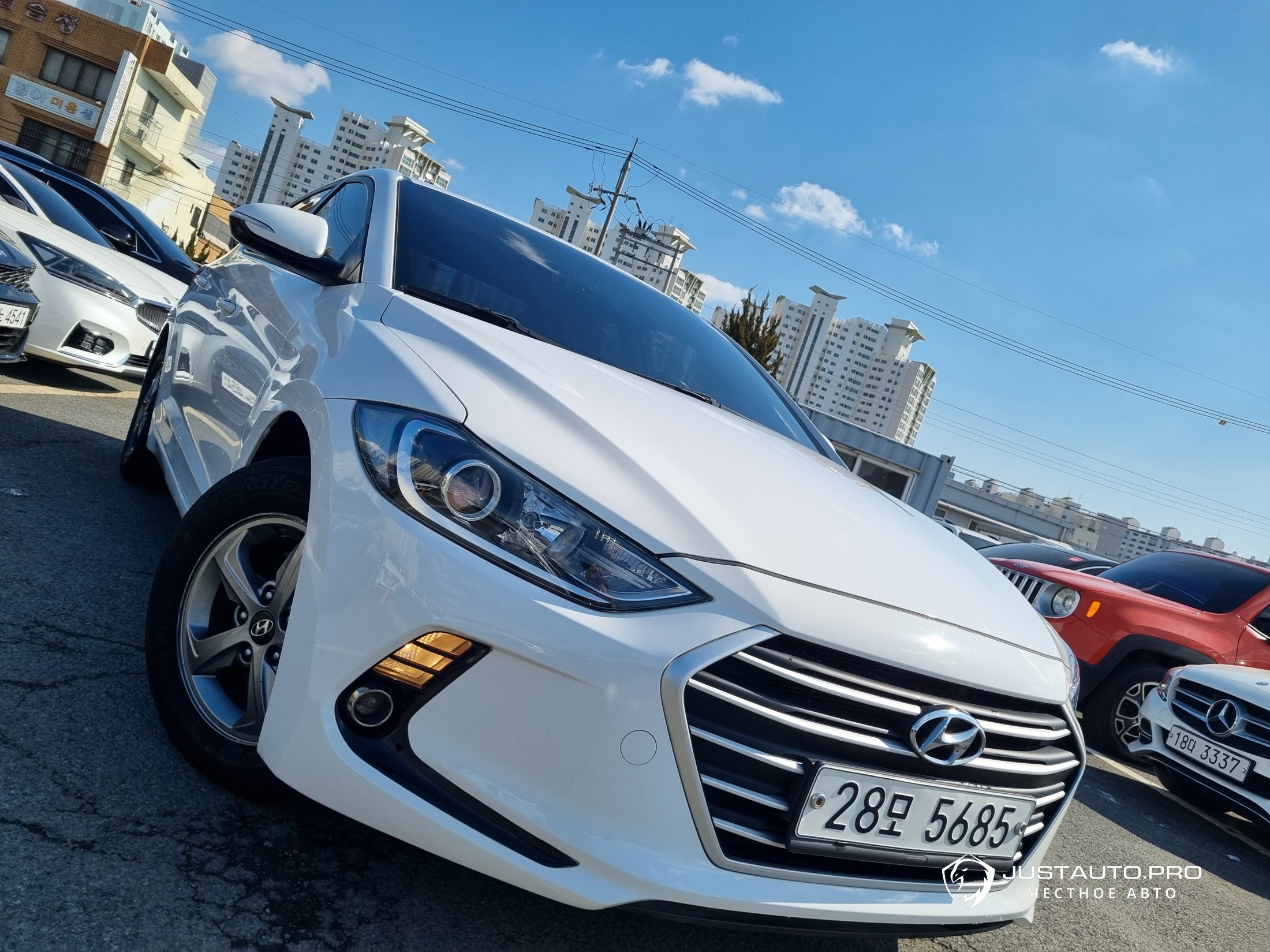 Автомобиль Hyundai AVANTE
