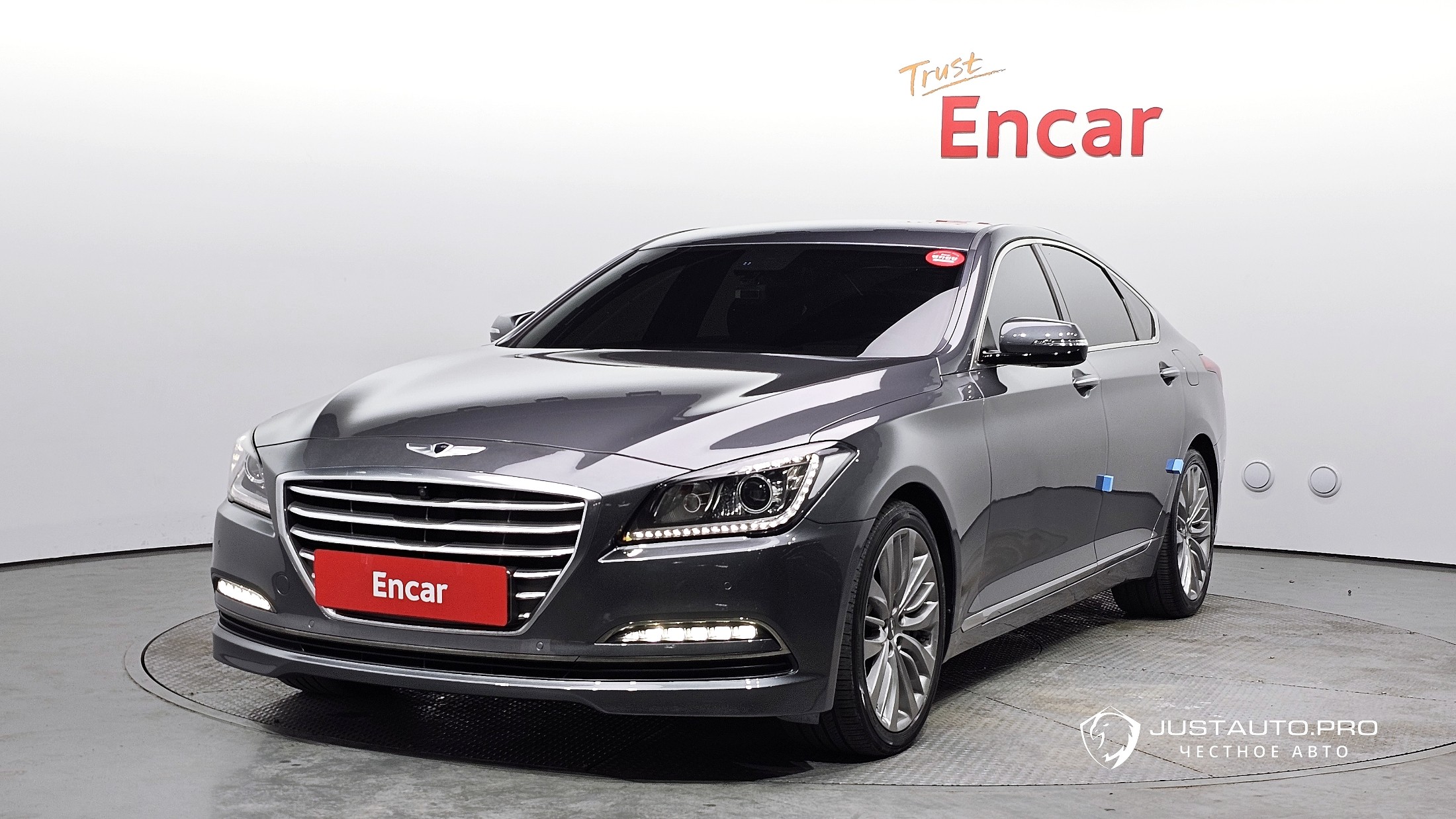Автомобиль Hyundai Genesis