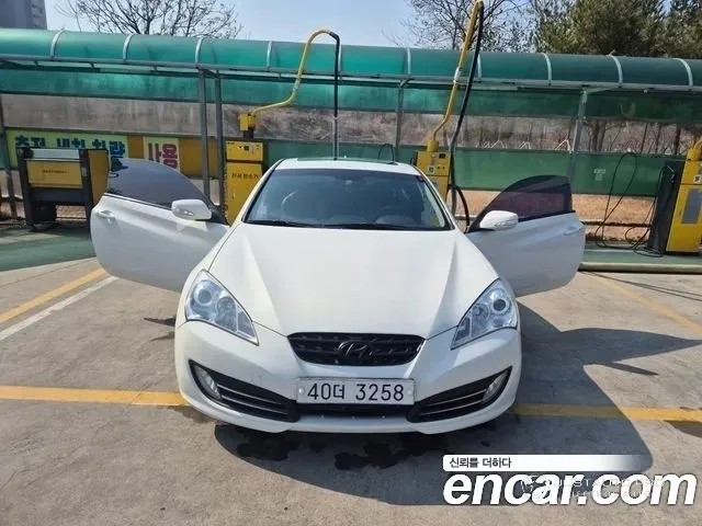 Автомобиль Hyundai Genesis