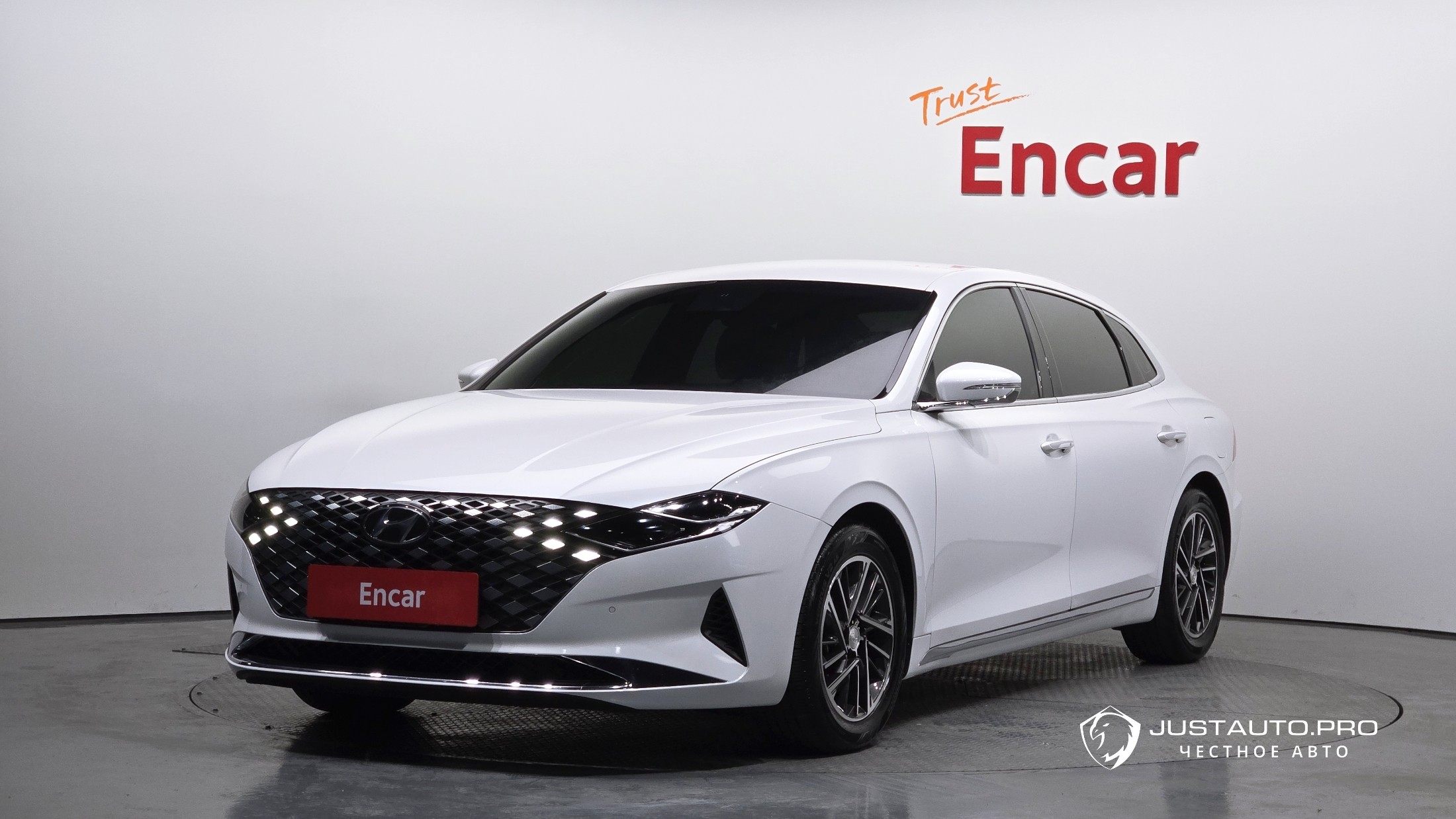 Автомобиль Hyundai Grandeur