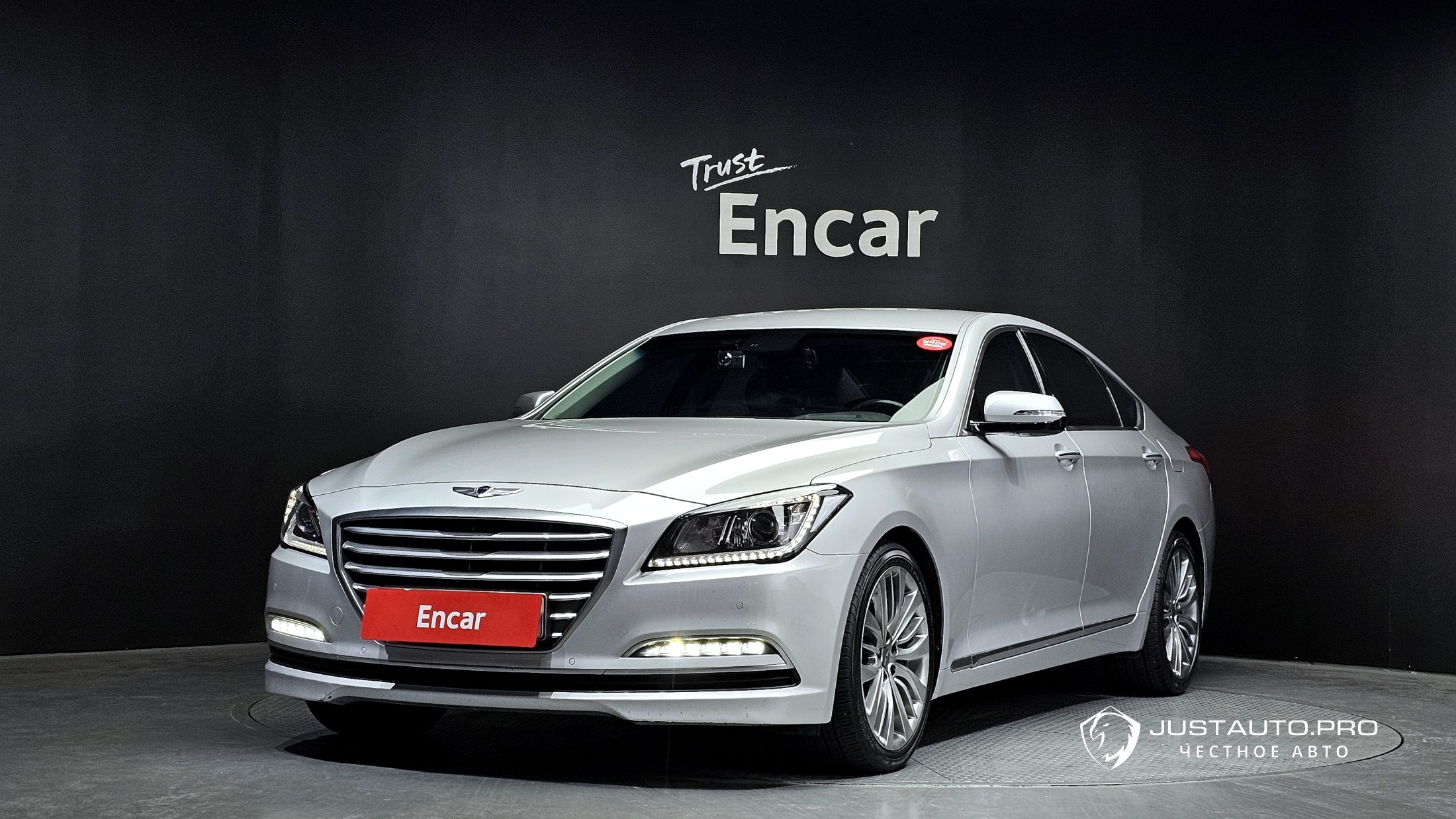 Автомобиль Hyundai Genesis