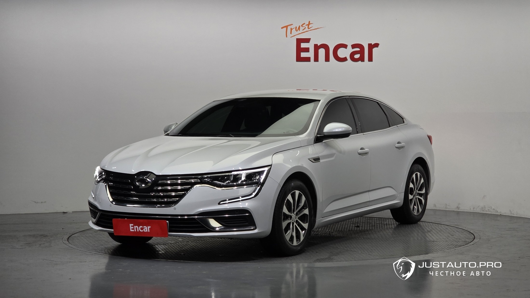 Автомобиль Renault-KoreaSamsung SM6