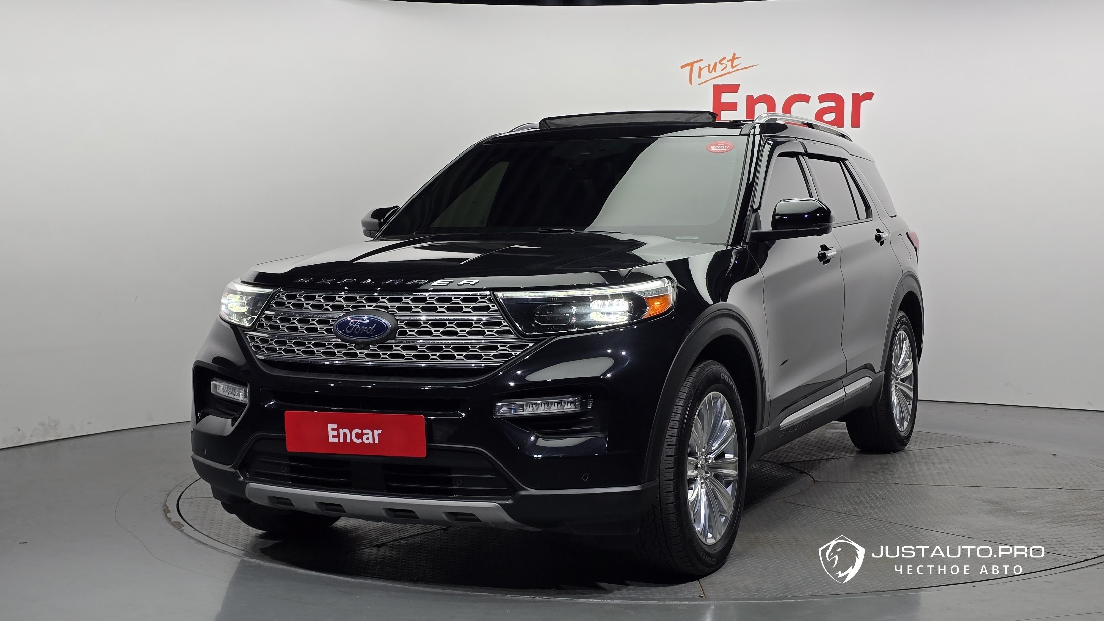 Автомобиль Ford Explorer