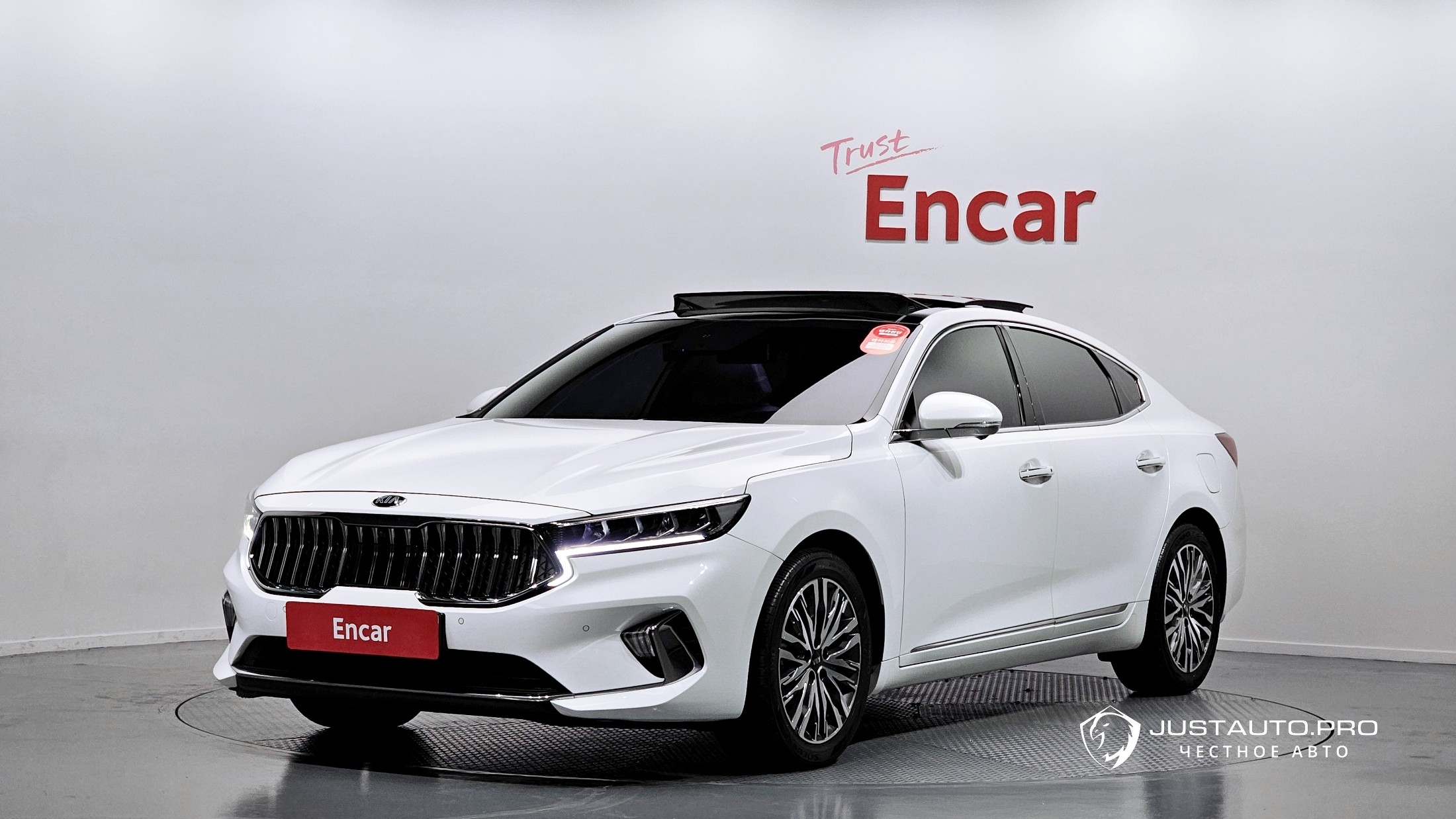 Автомобиль Kia K7