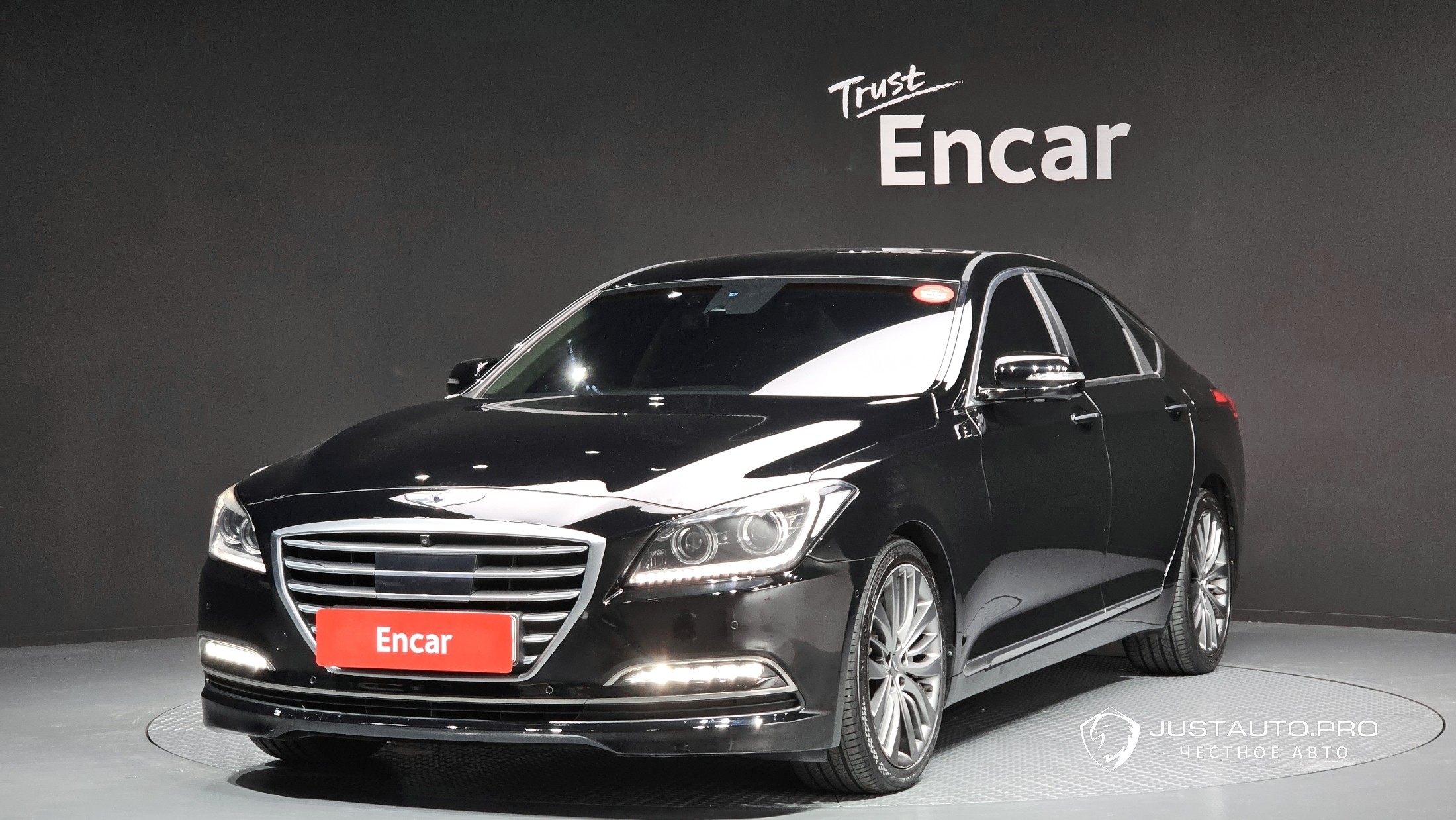 Автомобиль Hyundai Genesis