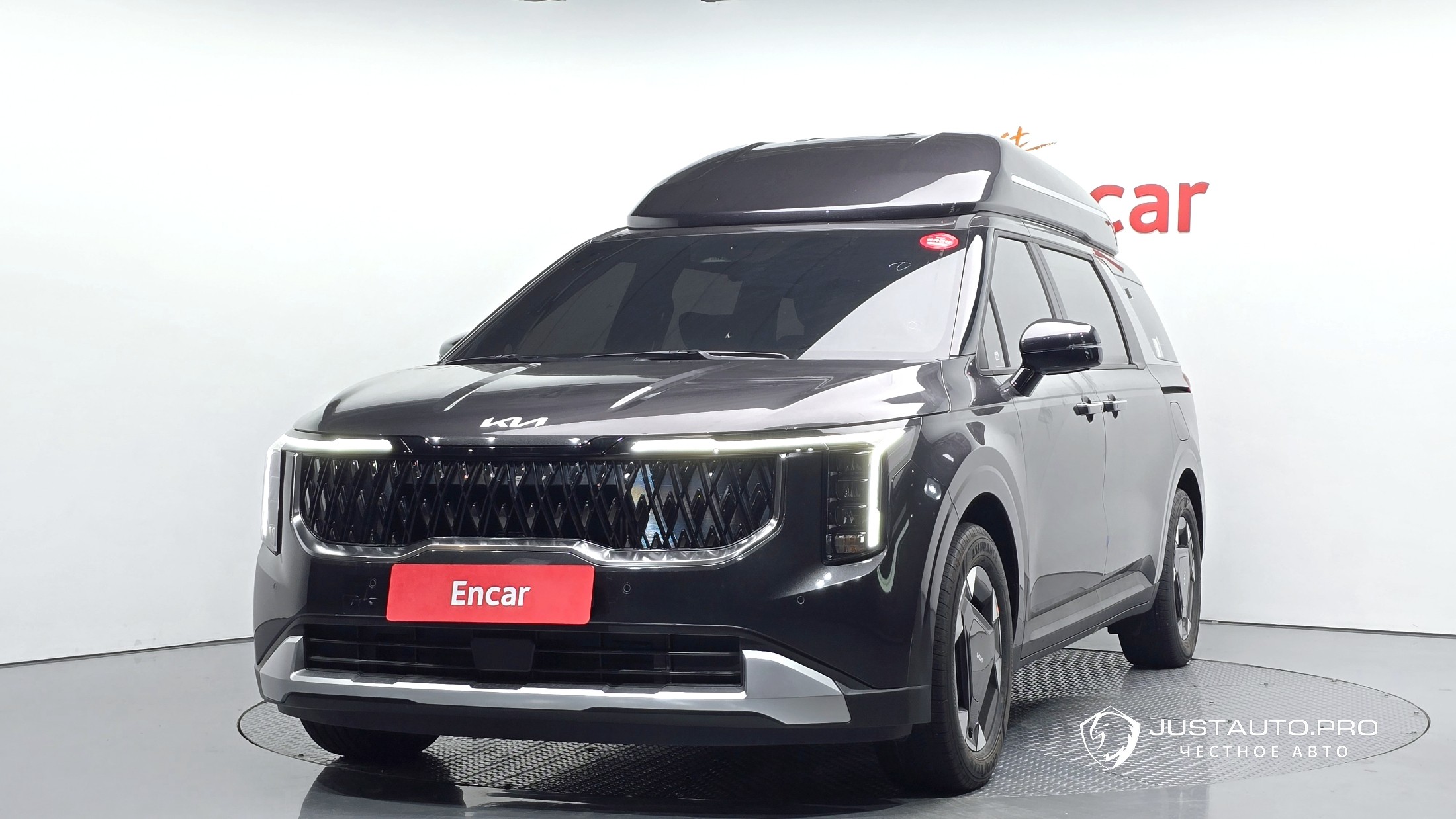Автомобиль Kia Canival