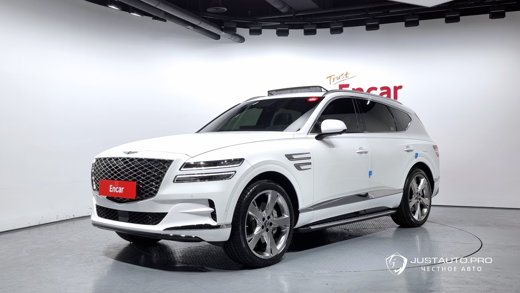 Автомобиль Genesis GV80