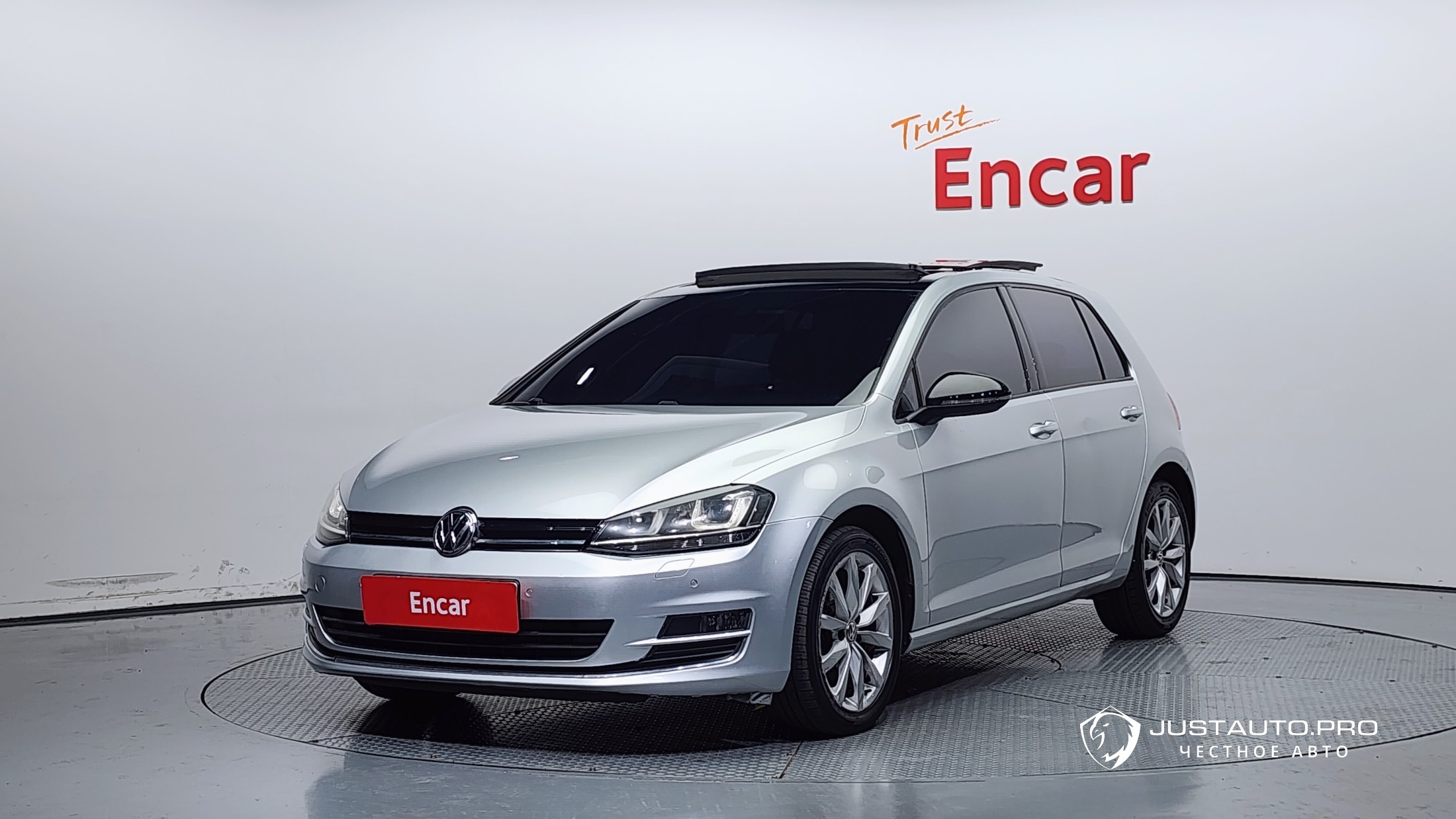 Автомобиль Volkswagen Golf
