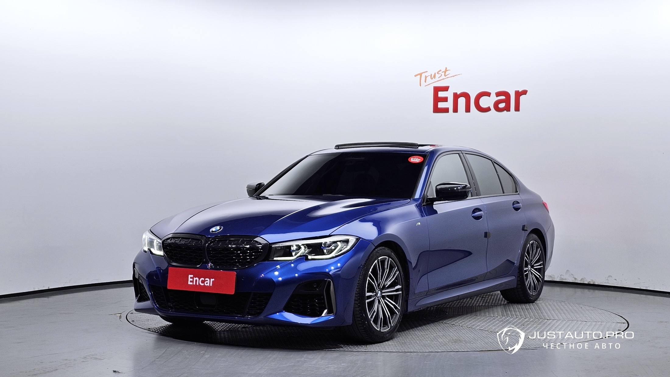 Автомобиль BMW 3-Series