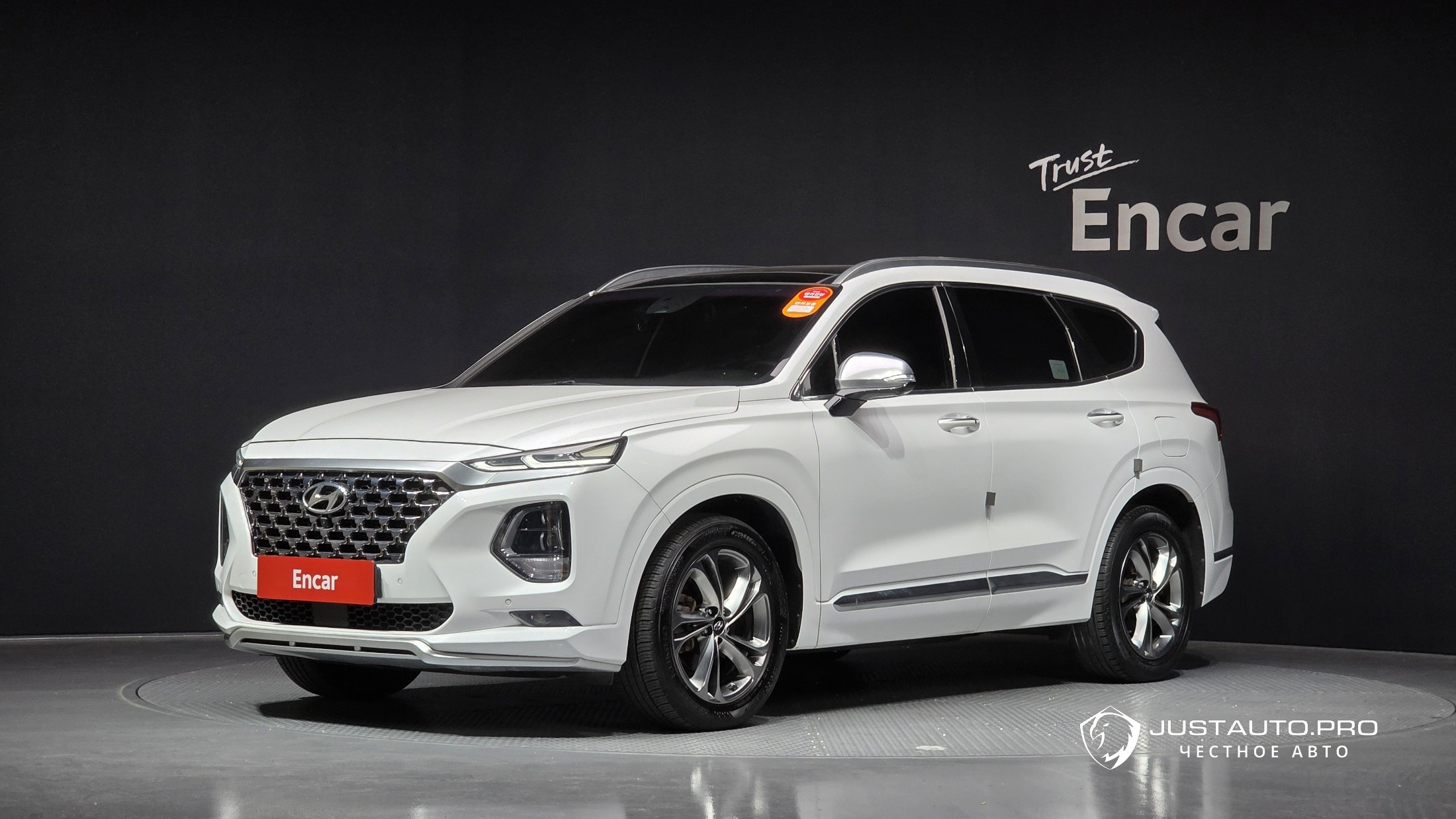 Автомобиль Hyundai Santafe