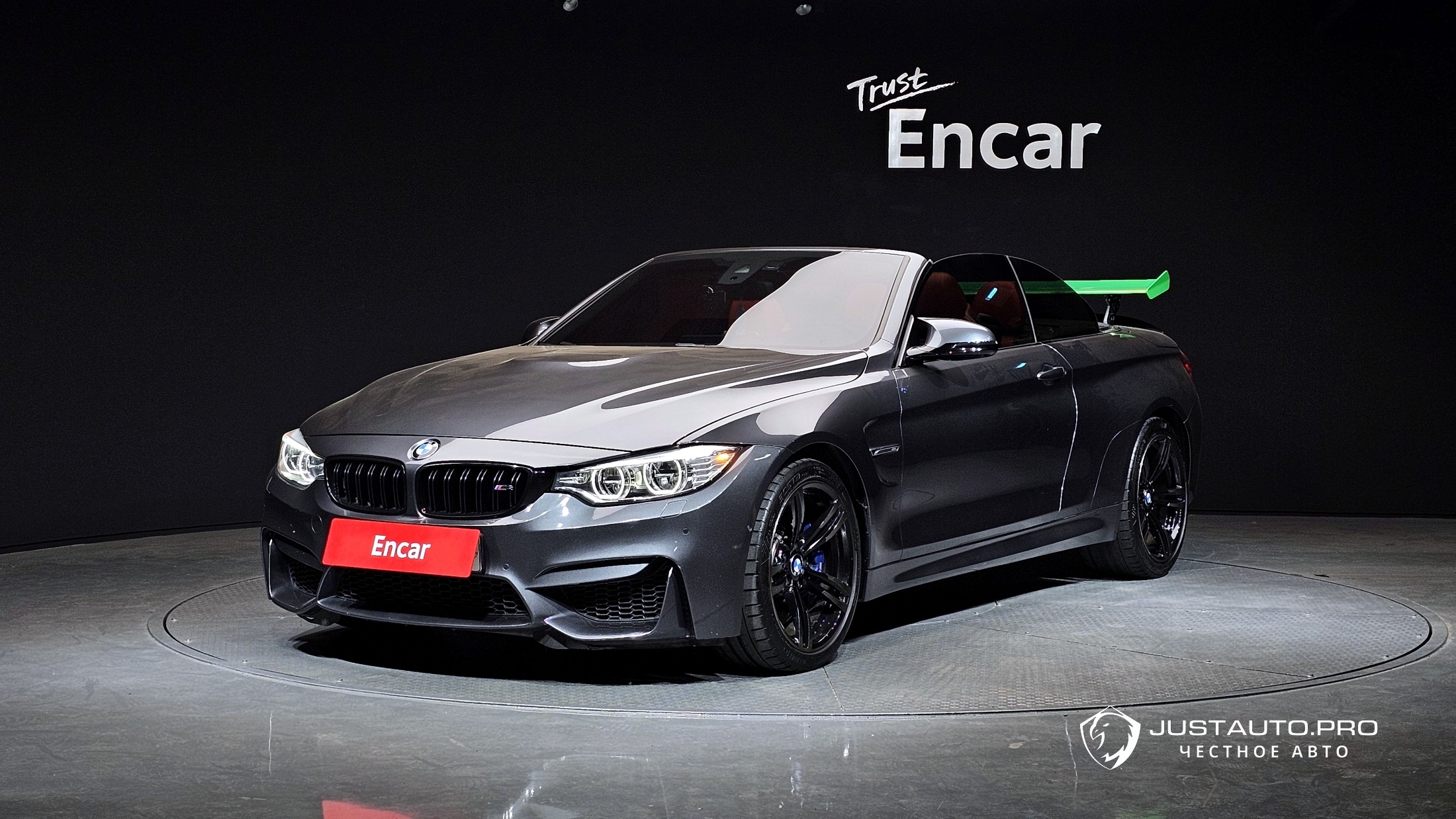 Автомобиль BMW M4