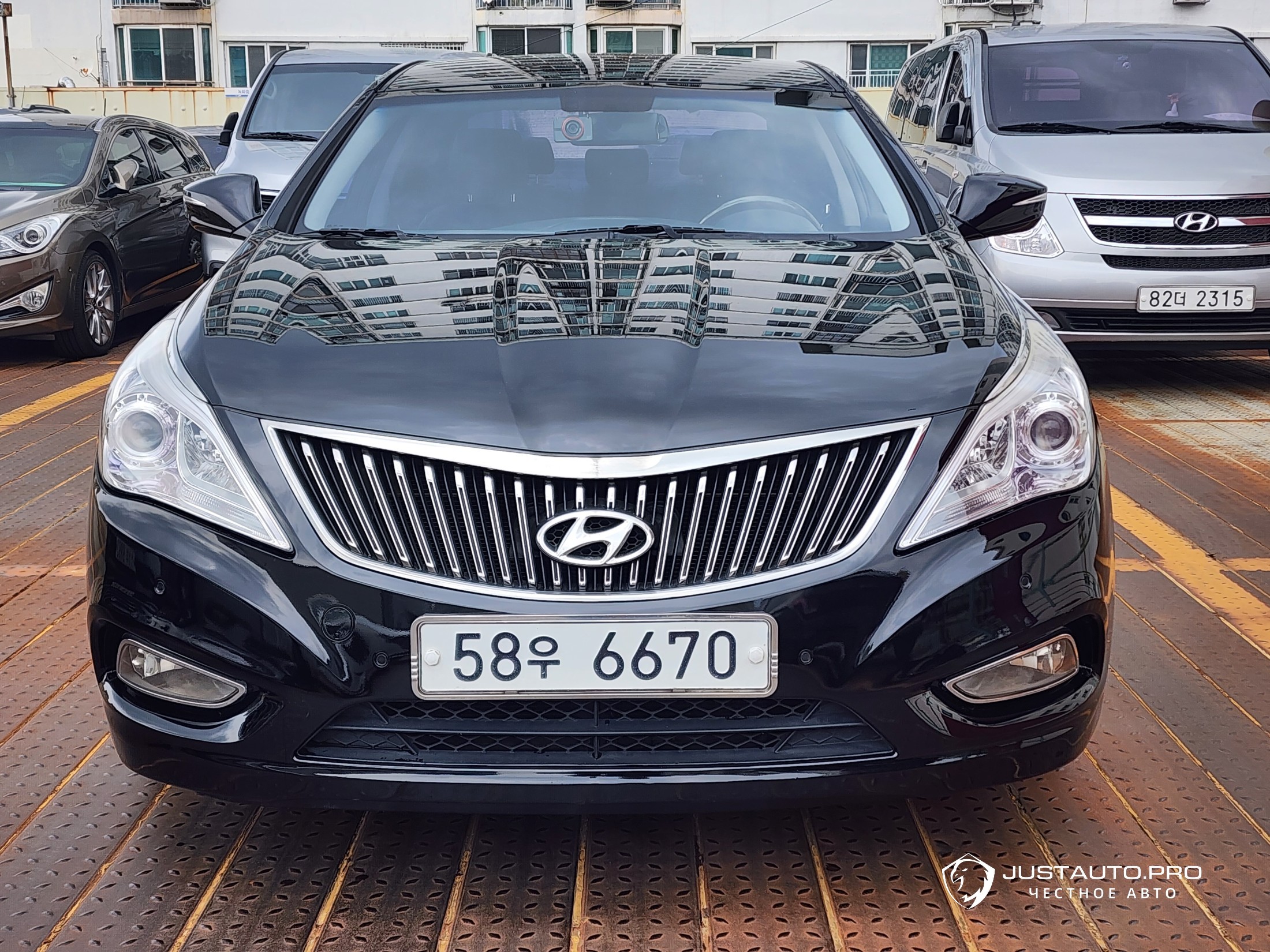 Автомобиль Hyundai Grandeur