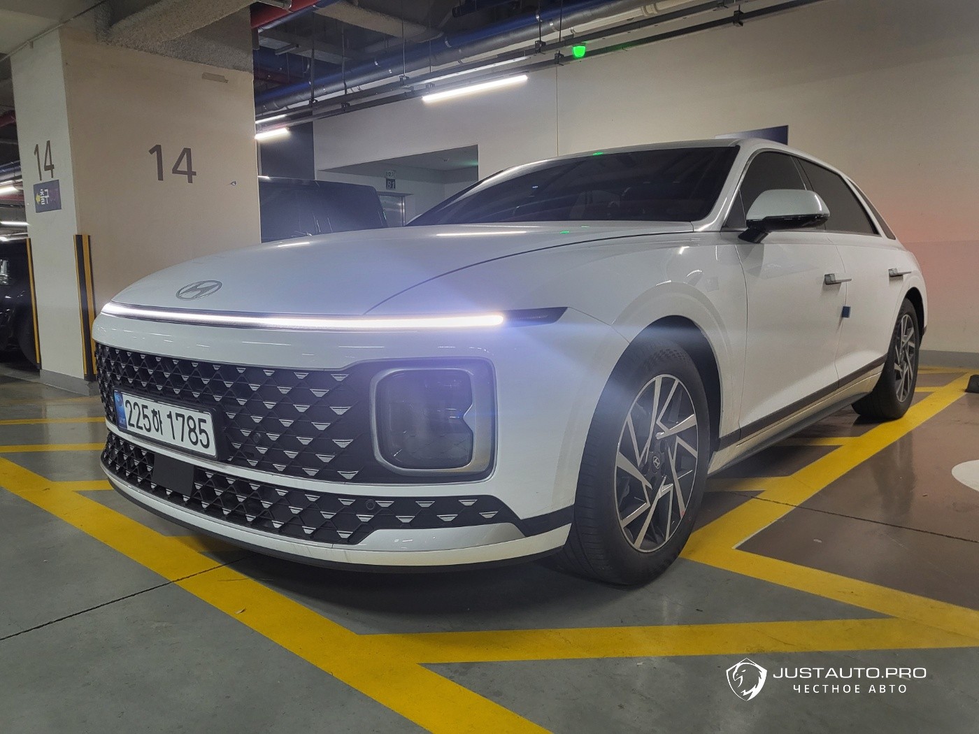 Автомобиль Hyundai Grandeur
