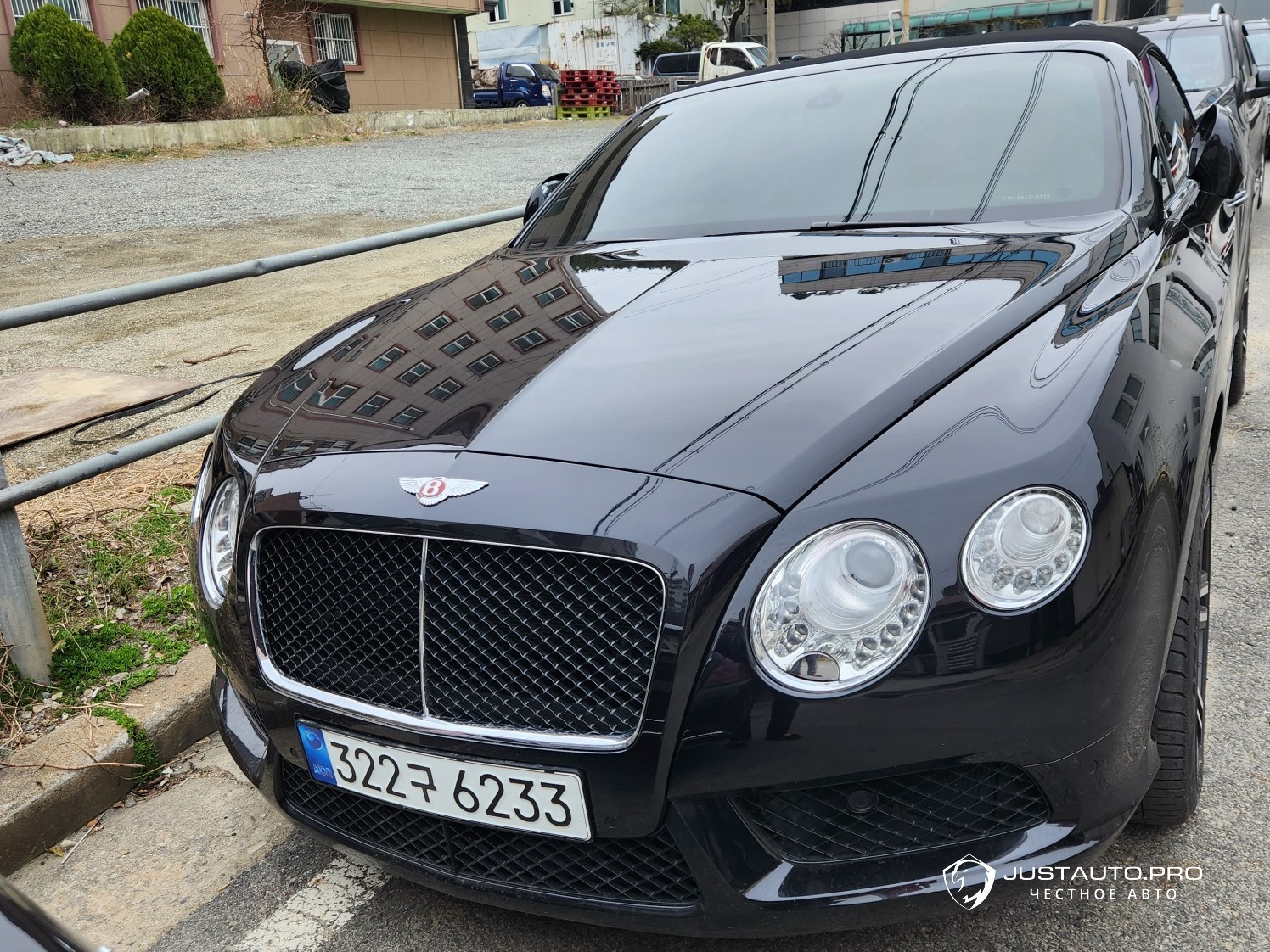 Автомобиль Bentley Continental