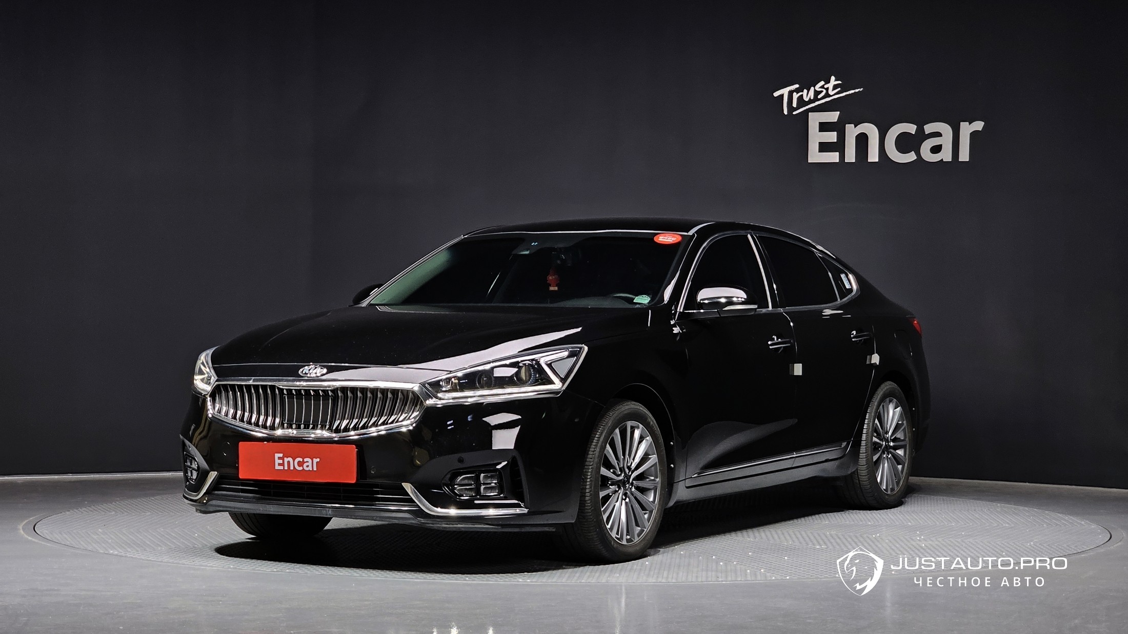 Автомобиль Kia K7