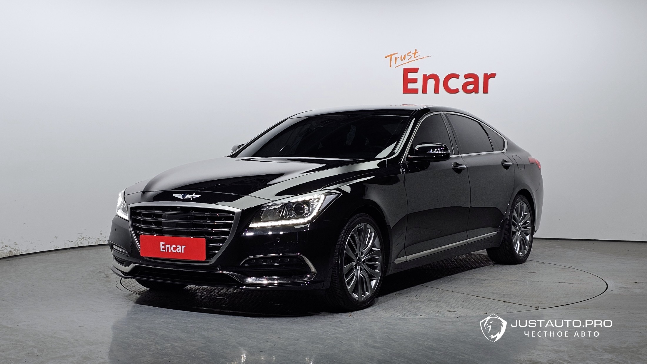 Автомобиль Genesis G80