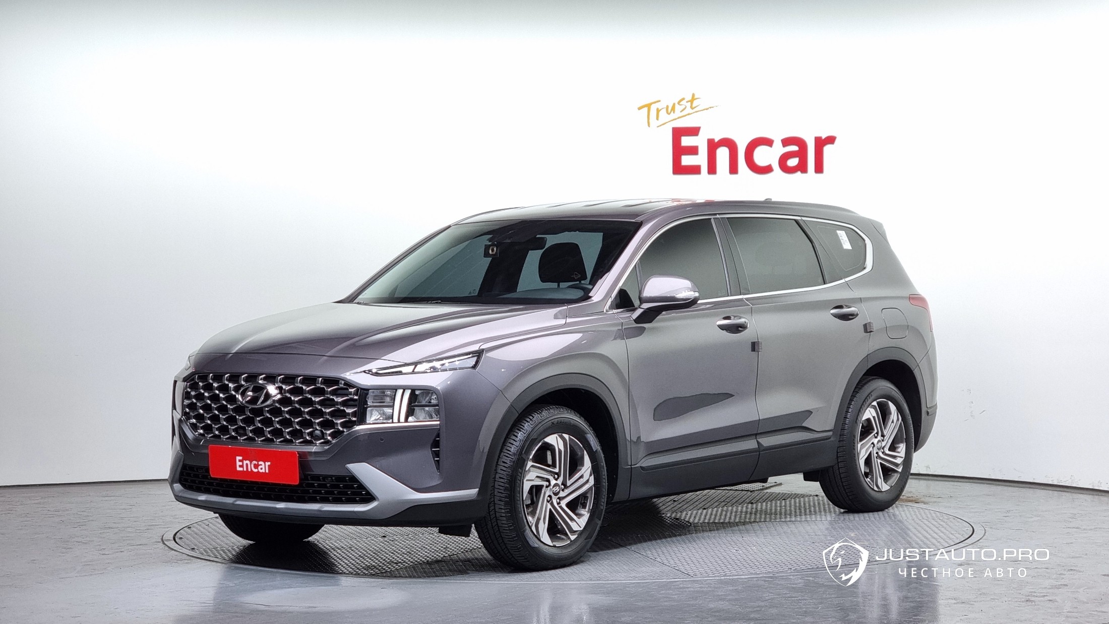 Автомобиль Hyundai Santafe