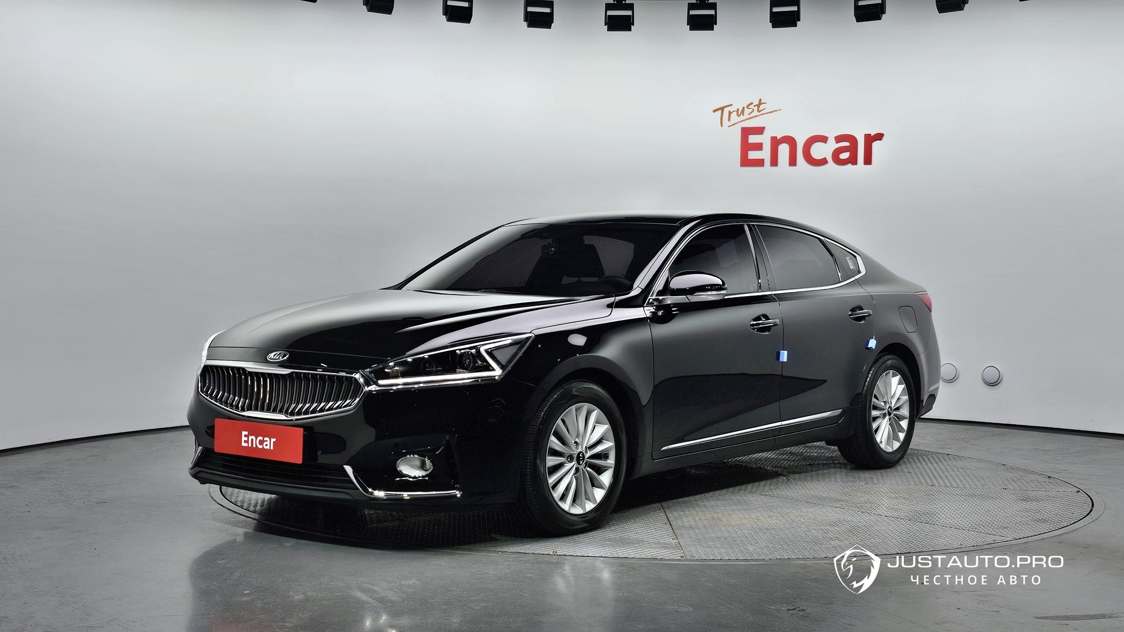 Автомобиль Kia K7