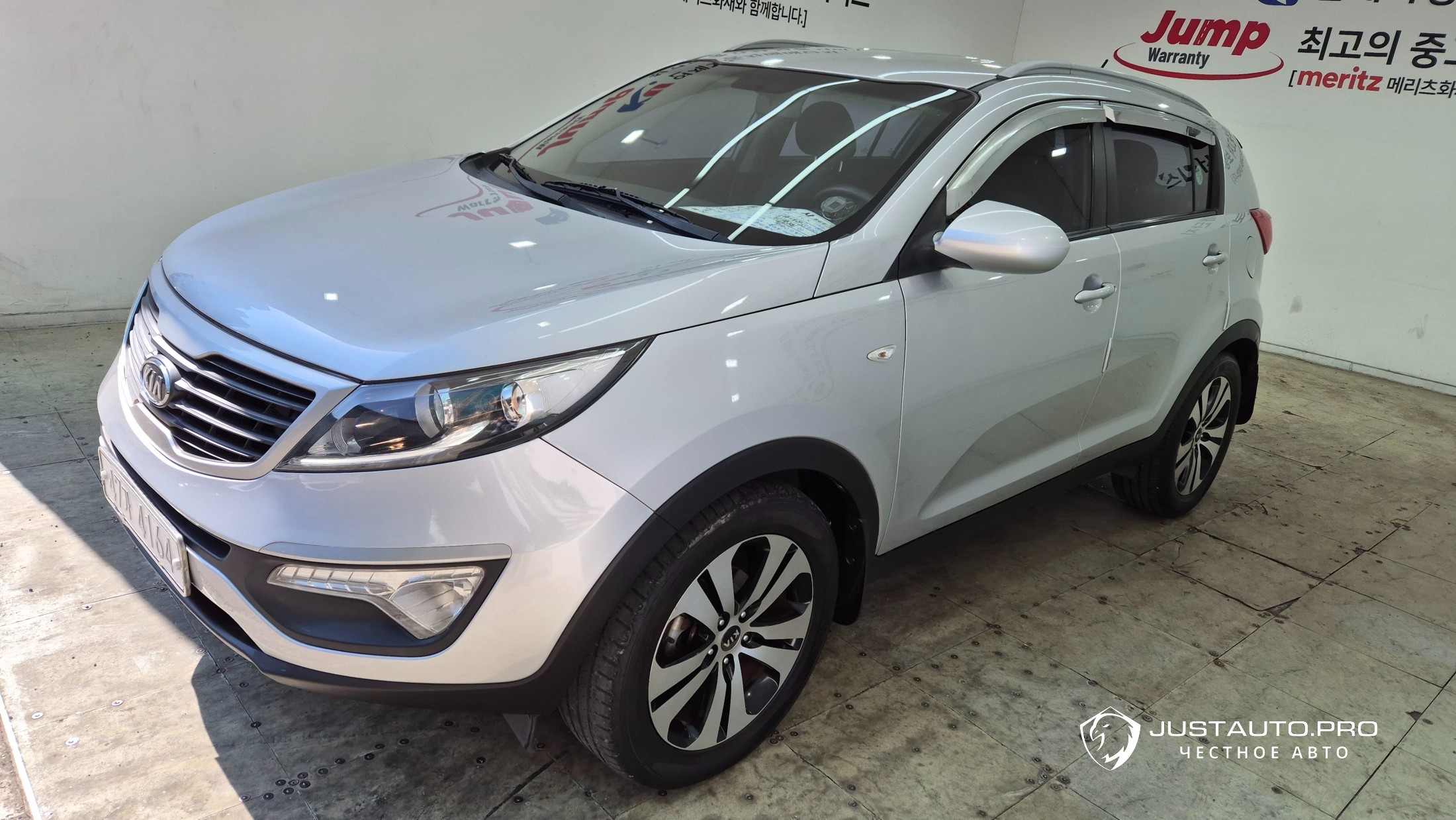 Автомобиль Kia Sportage