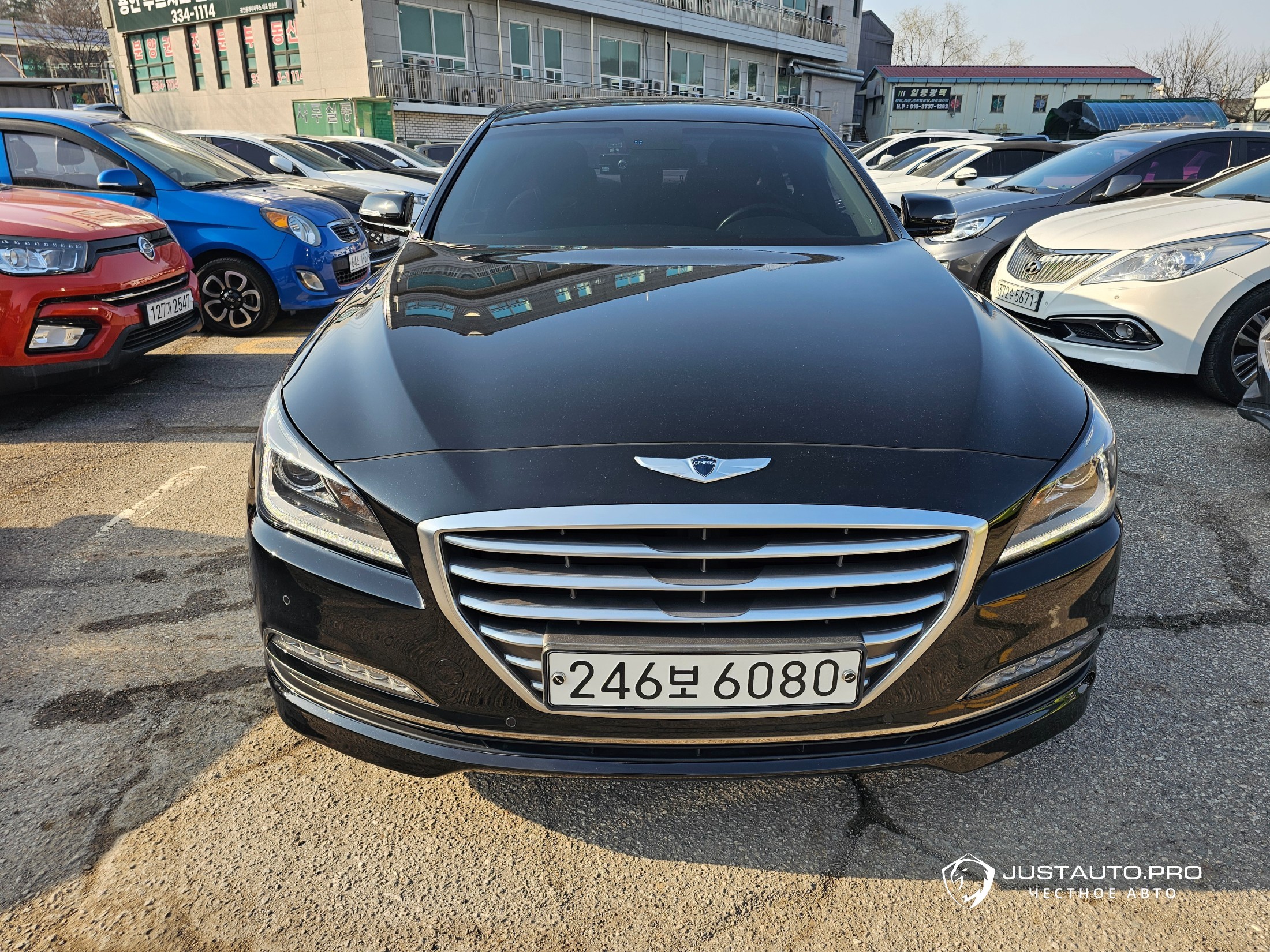 Автомобиль Hyundai Genesis