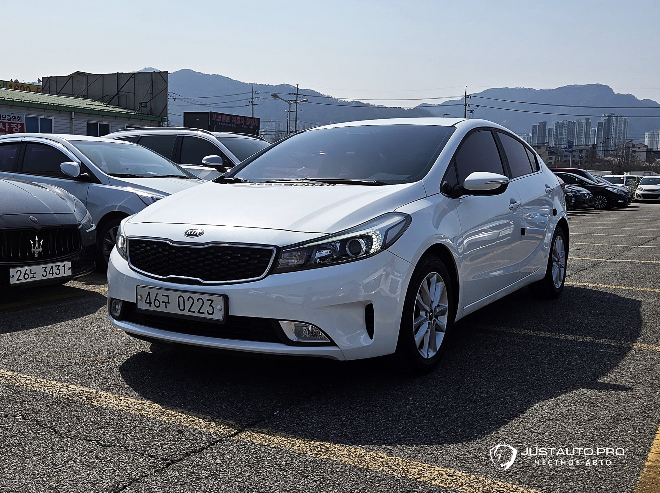 Автомобиль Kia K3