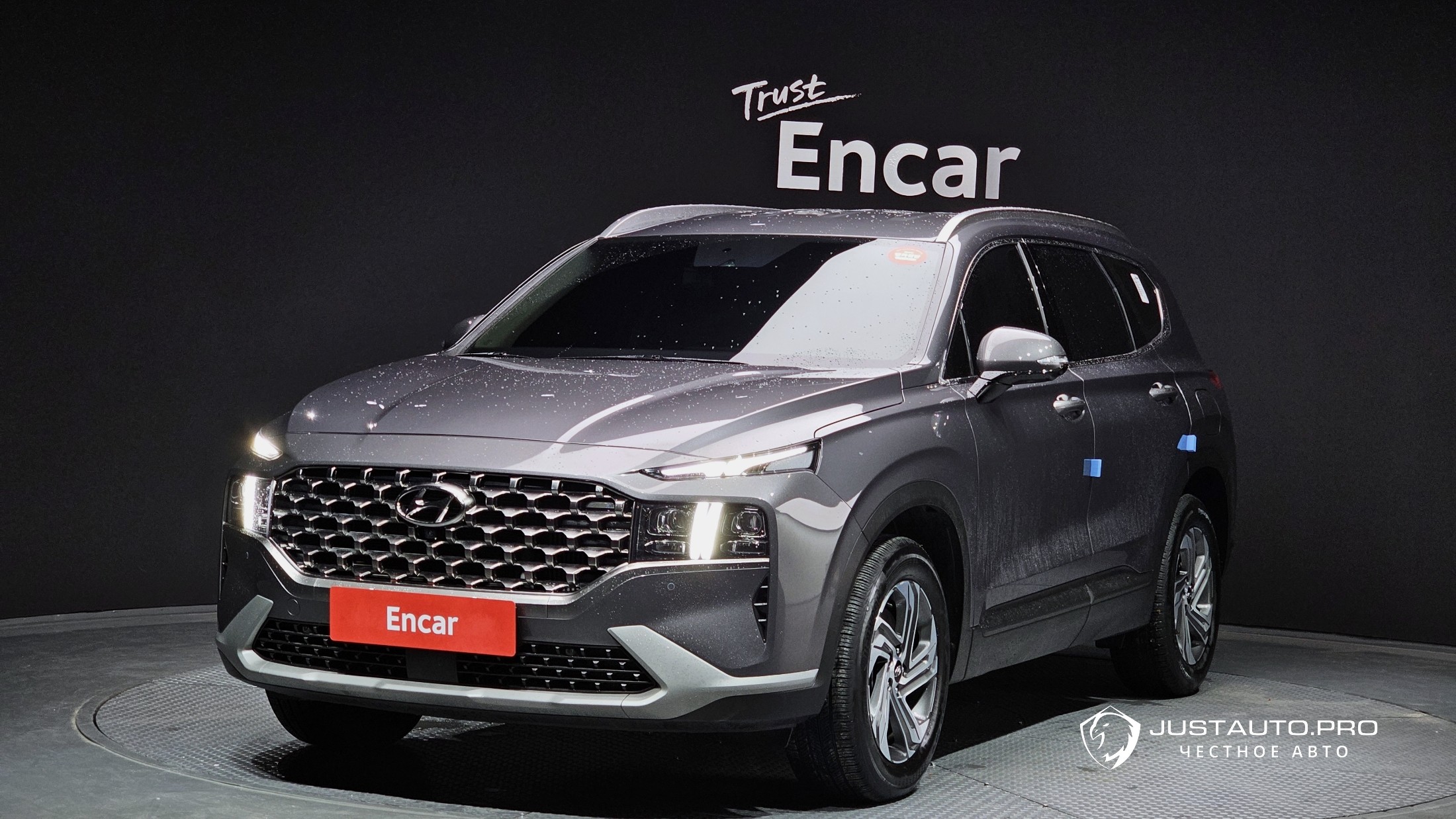 Автомобиль Hyundai Santafe