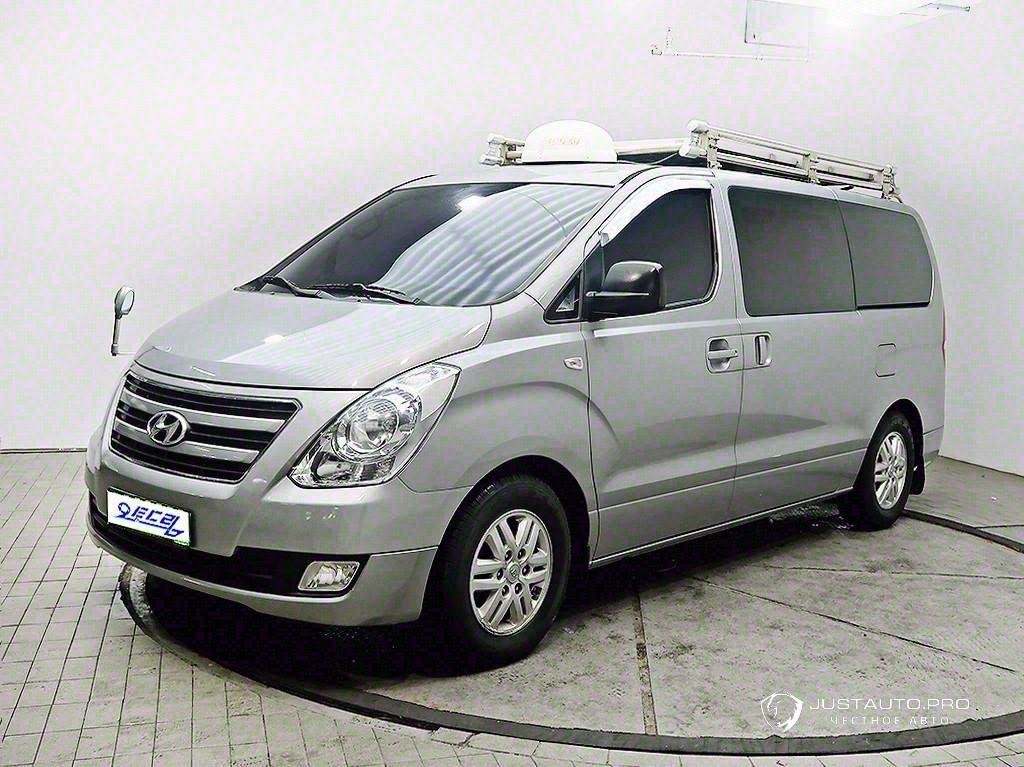 Автомобиль Hyundai Starex