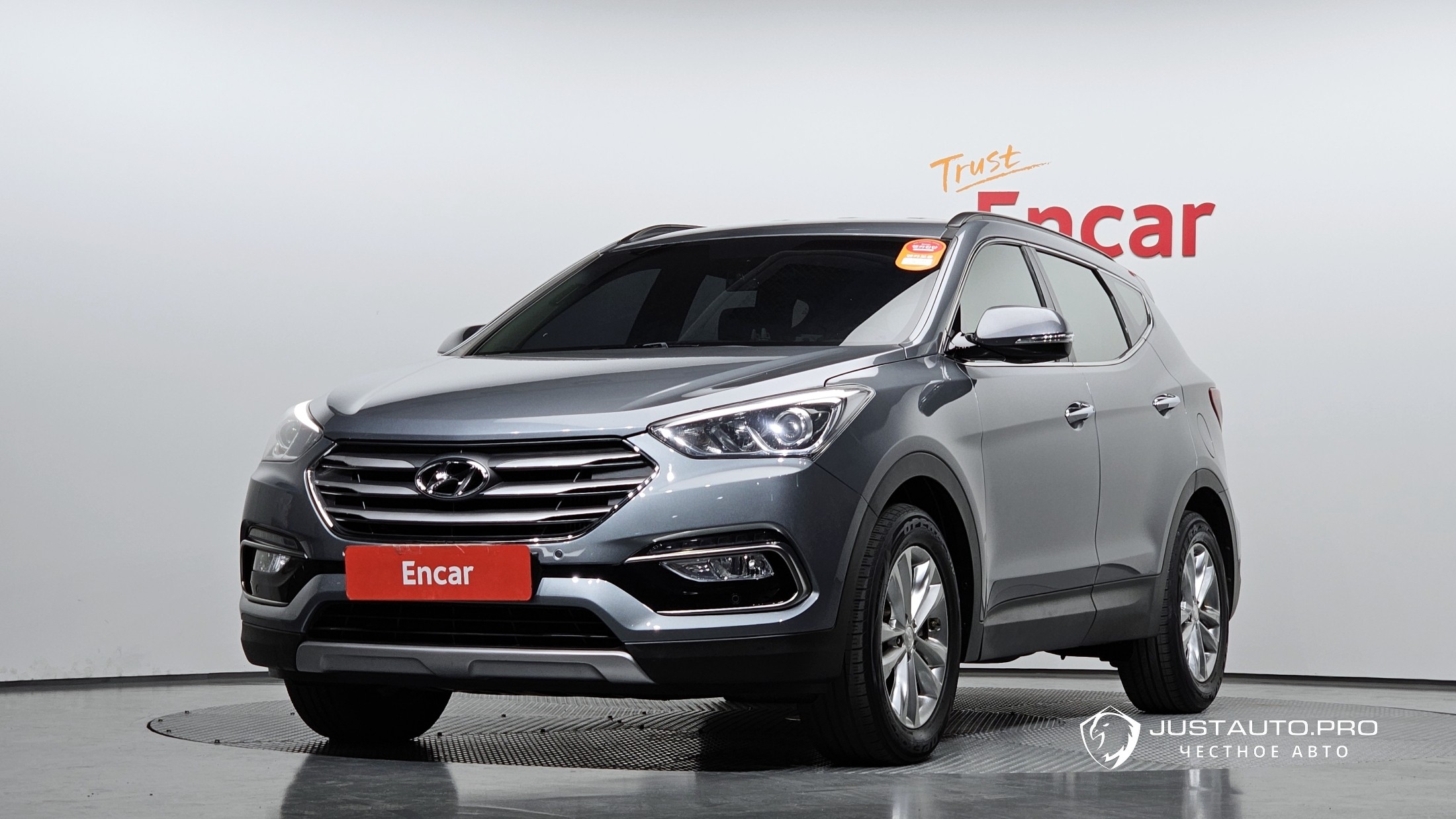 Автомобиль Hyundai Santafe