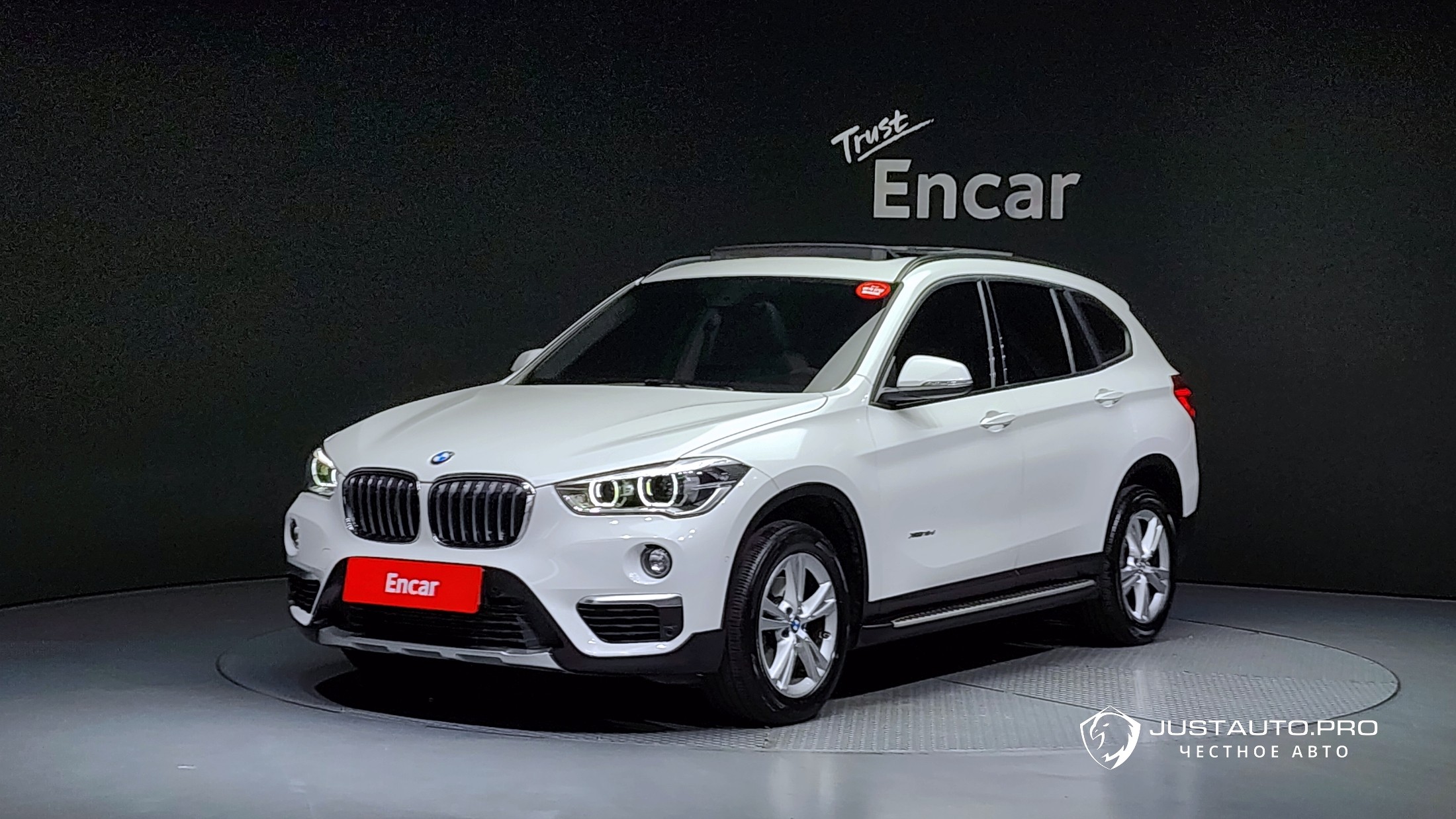 Автомобиль BMW X1