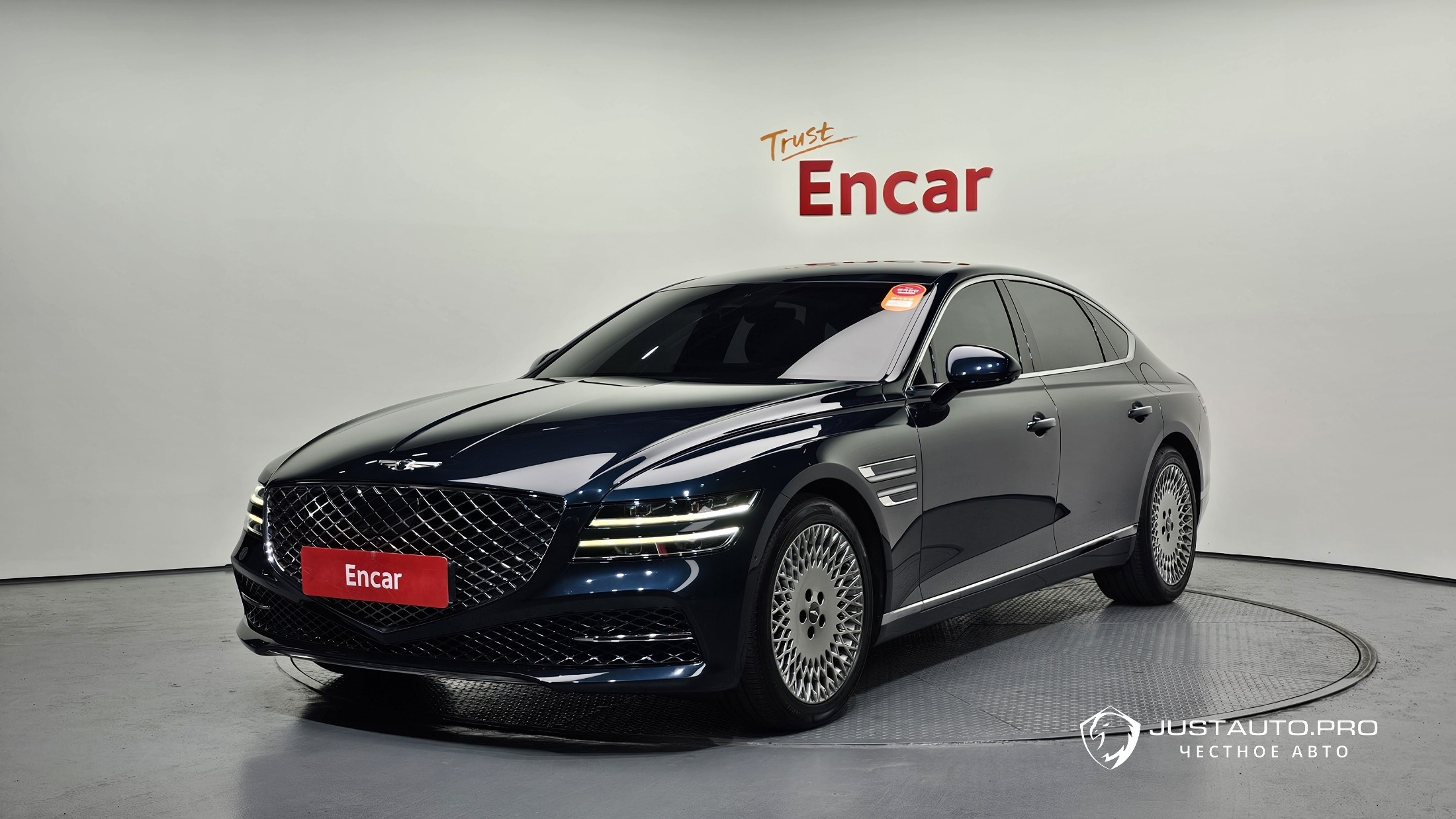 Автомобиль Genesis G80