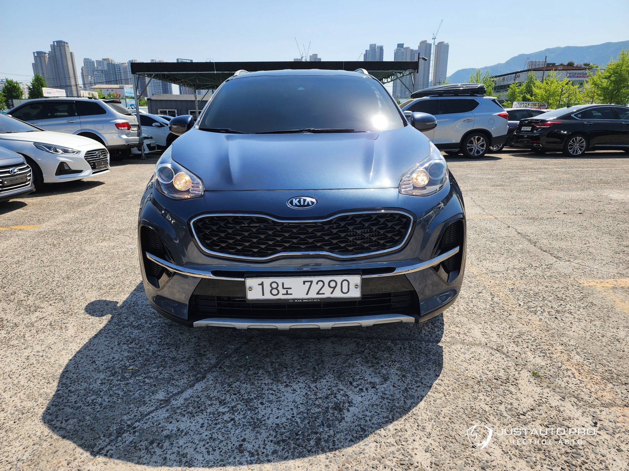 Автомобиль Kia Sportage