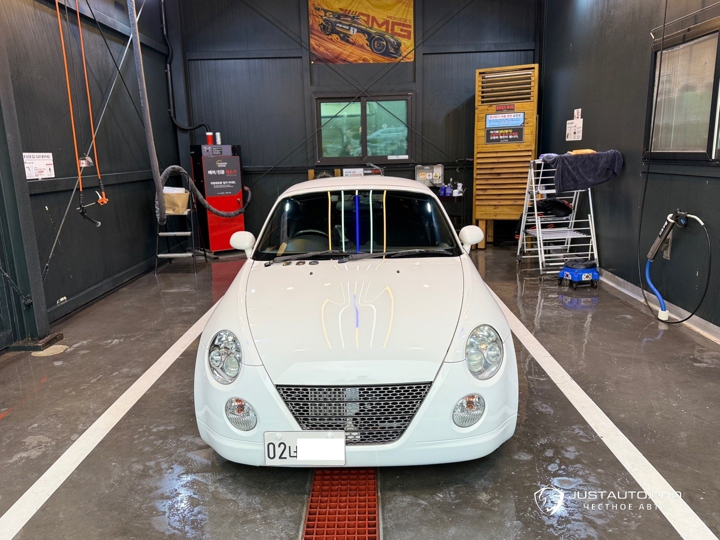 Автомобиль Daihatsu Copen