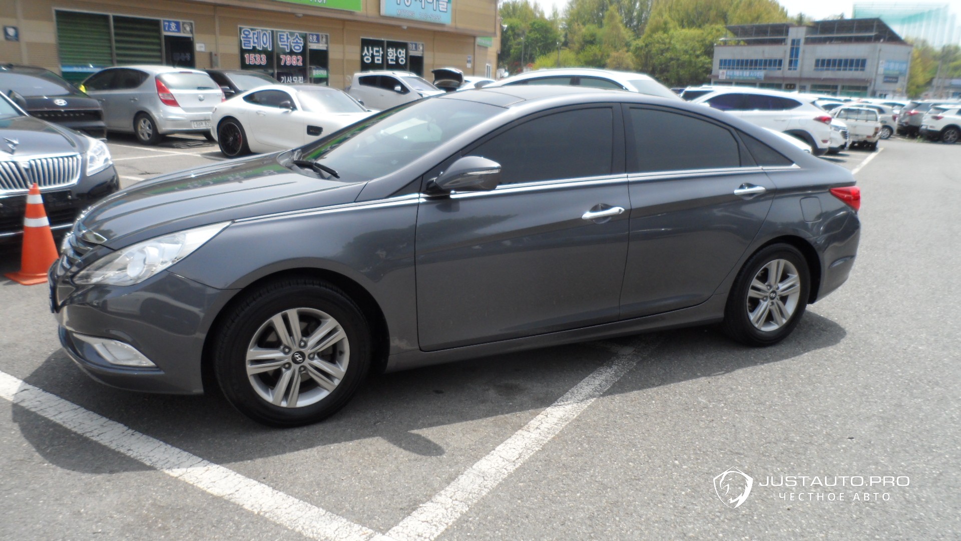 Автомобиль Hyundai Sonata