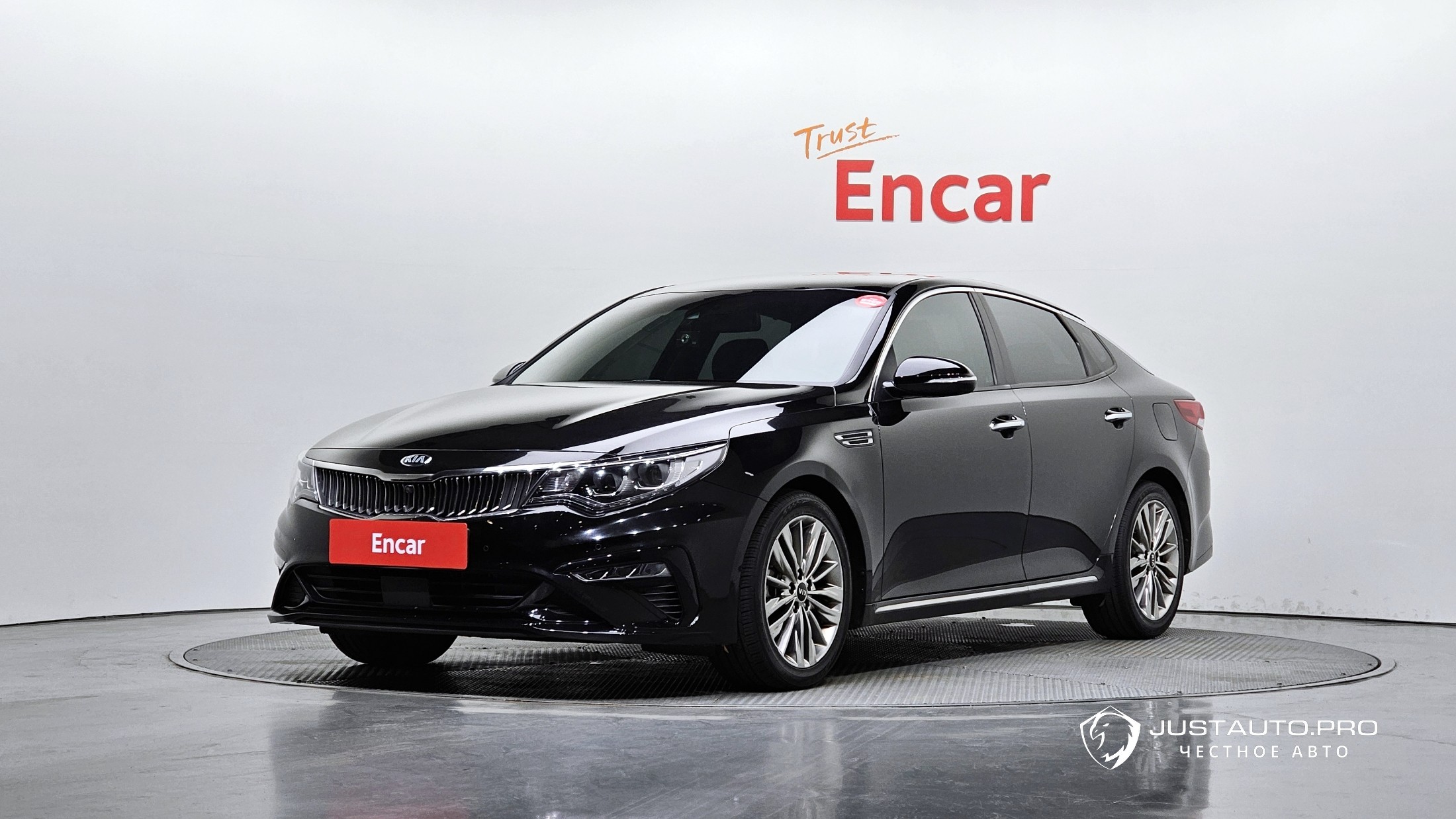 Автомобиль Kia K5