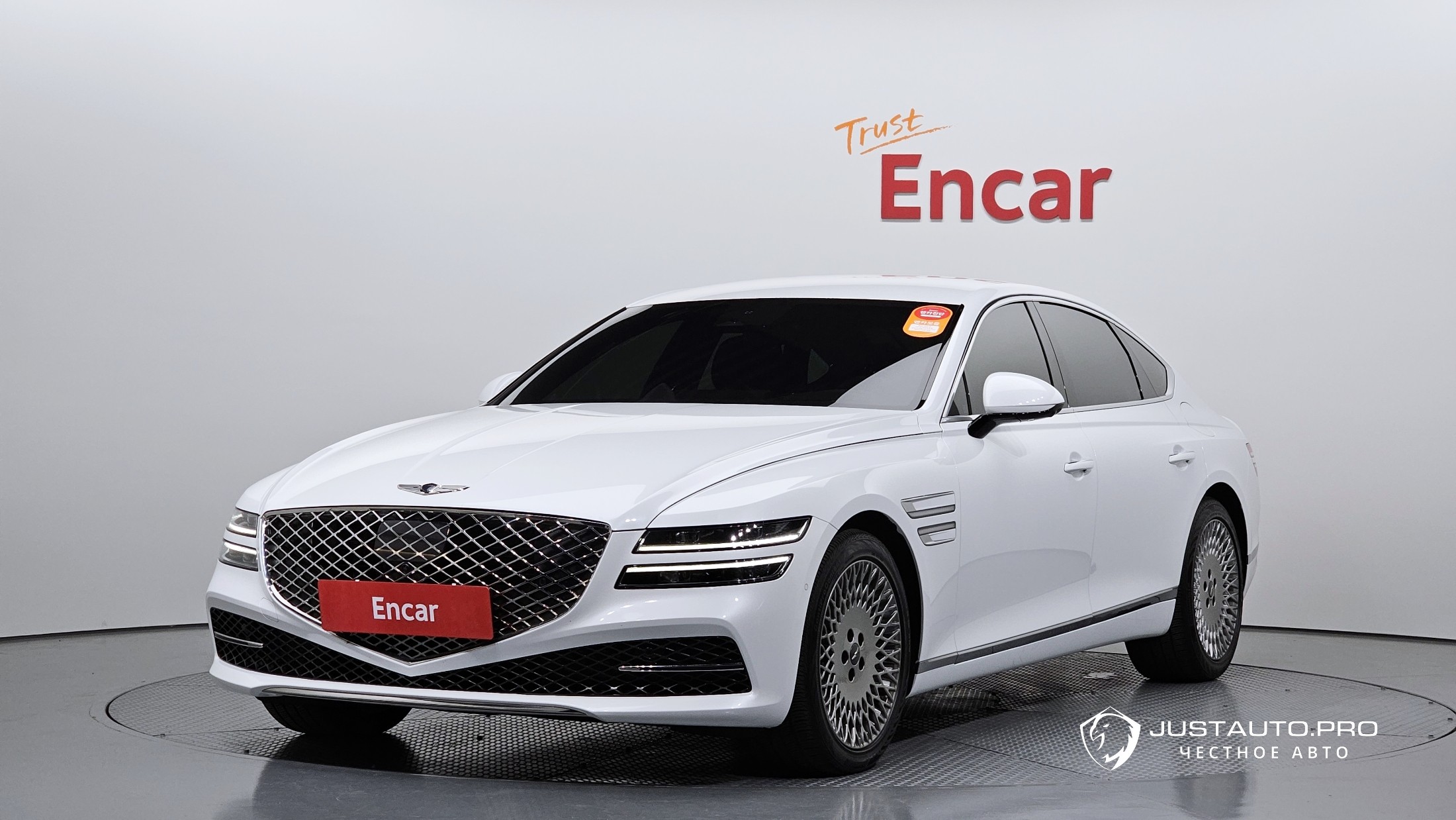 Автомобиль Genesis G80