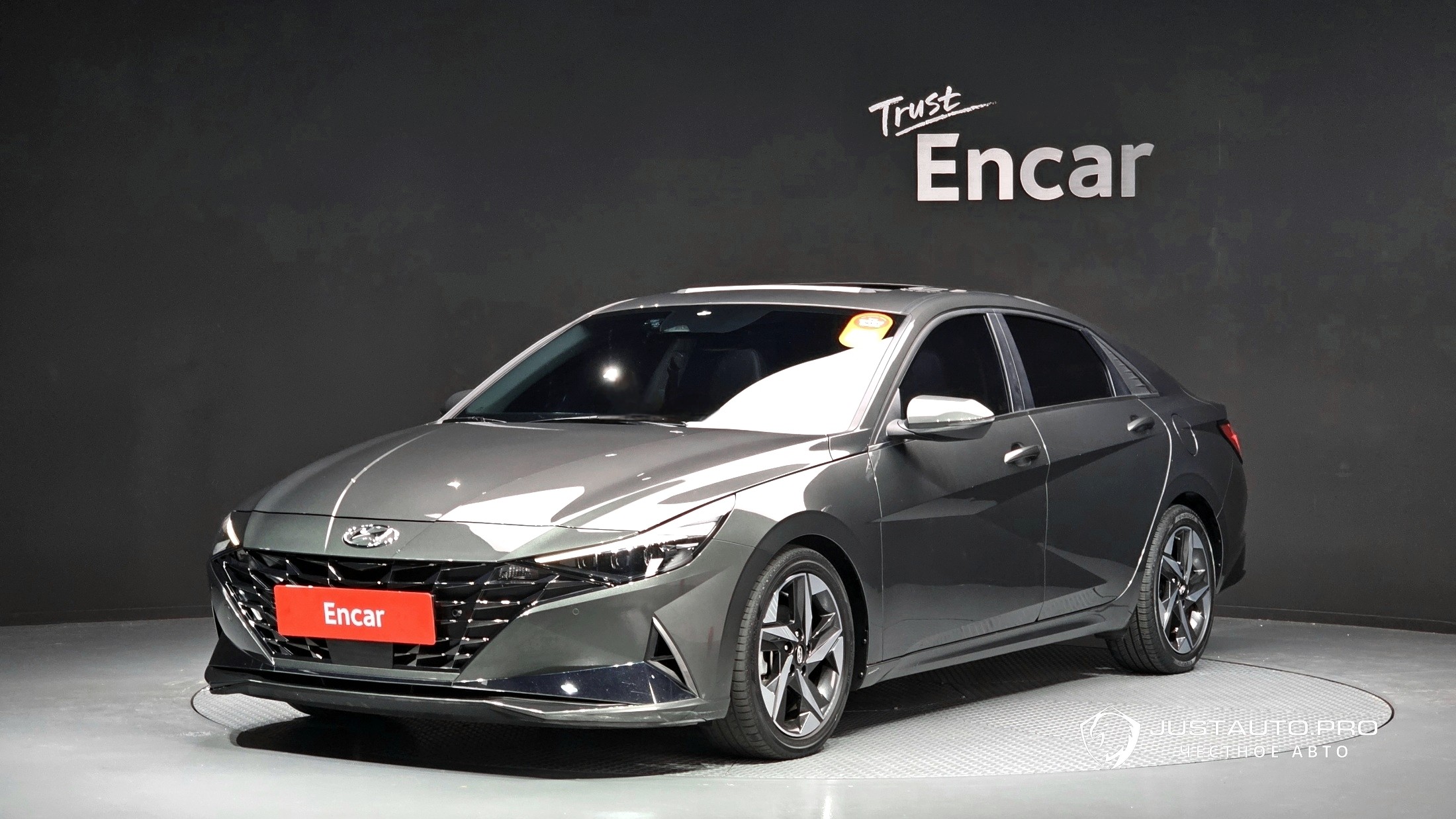 Автомобиль Hyundai AVANTE