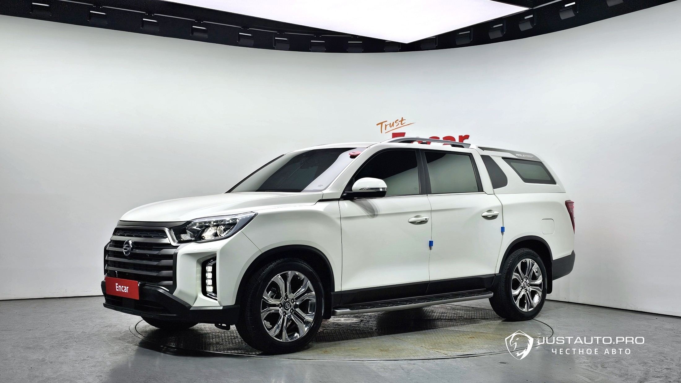 Автомобиль KG_Mobility_Ssangyong Rexton