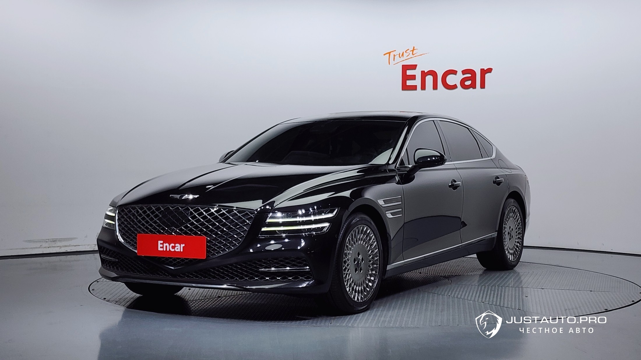 Автомобиль Genesis G80