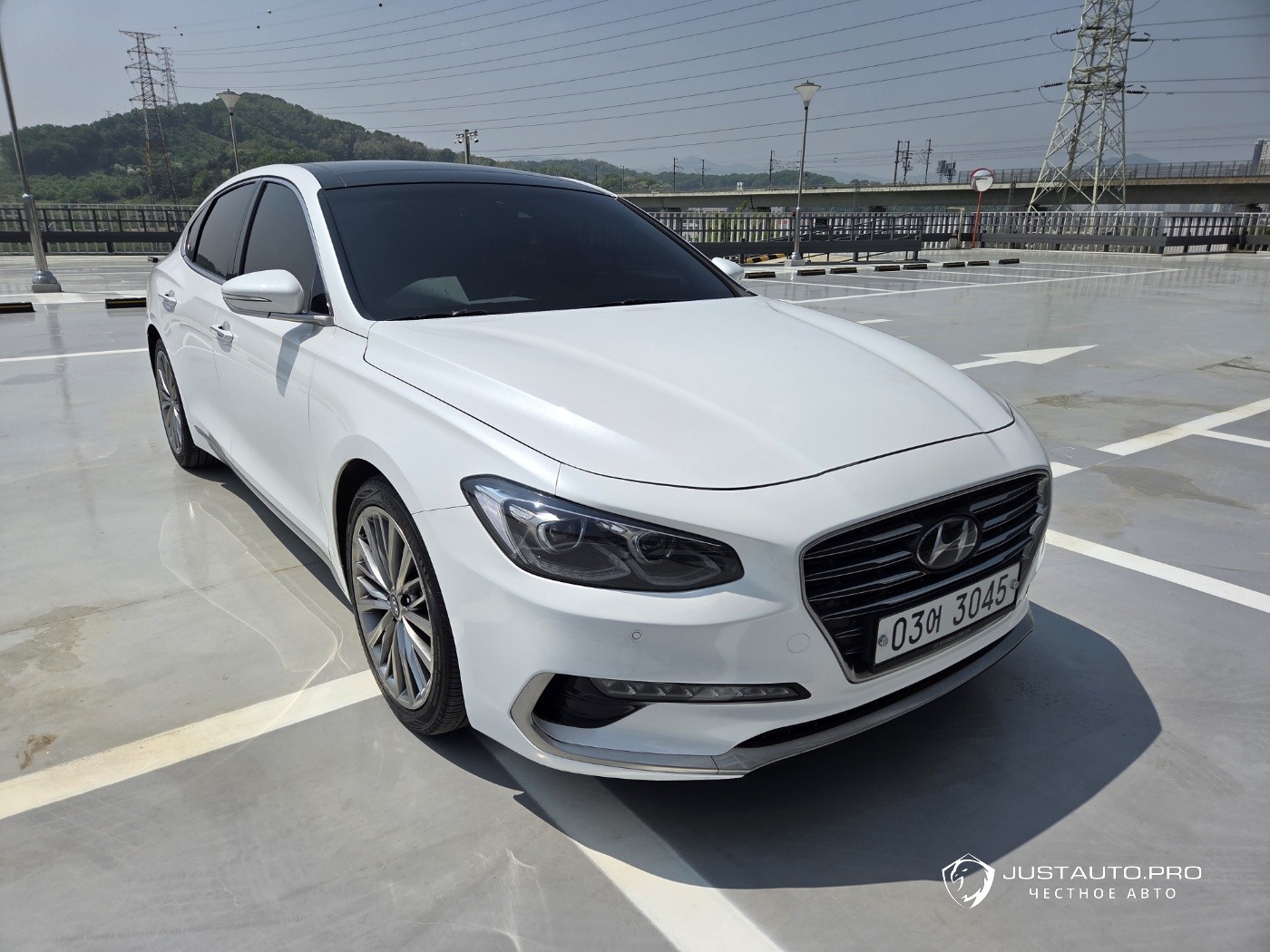 Автомобиль Hyundai Grandeur