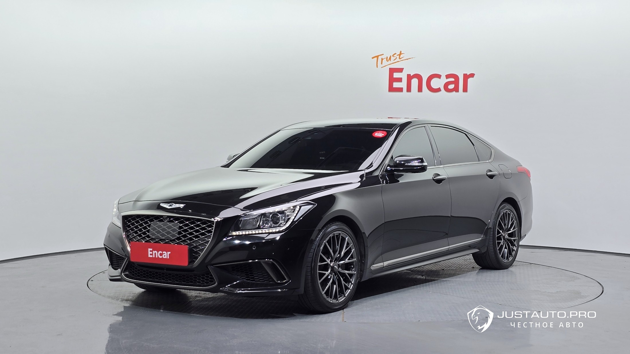 Автомобиль Genesis G80