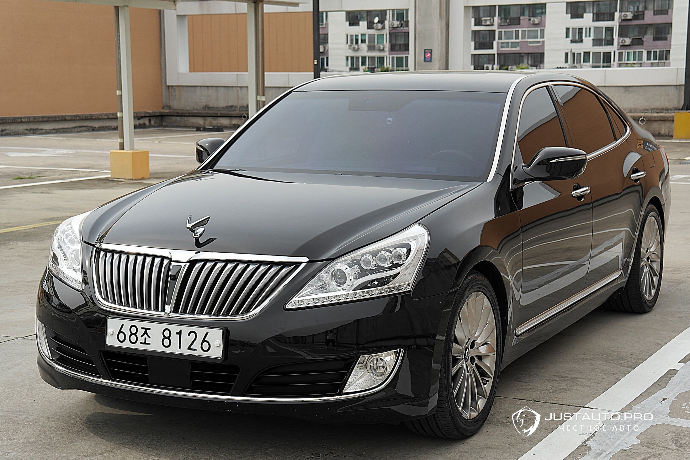 Автомобиль Hyundai Equus