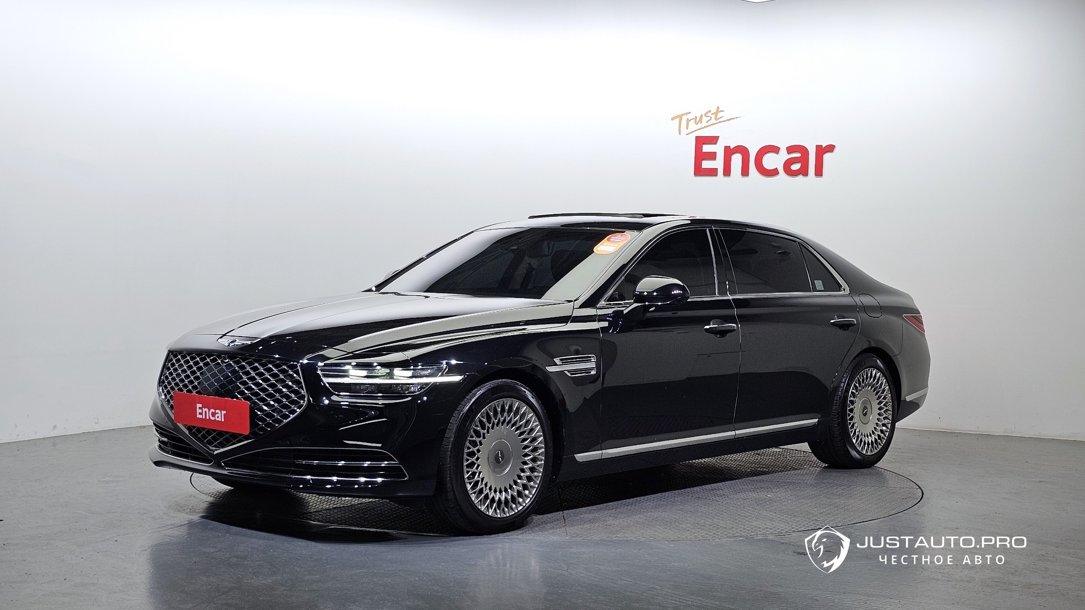 Автомобиль Genesis G90