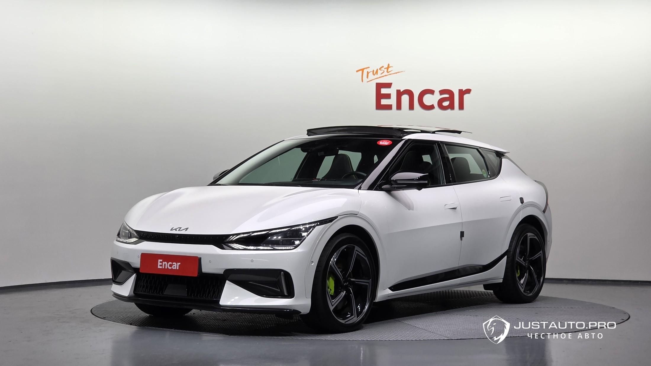 Автомобиль Kia EV6