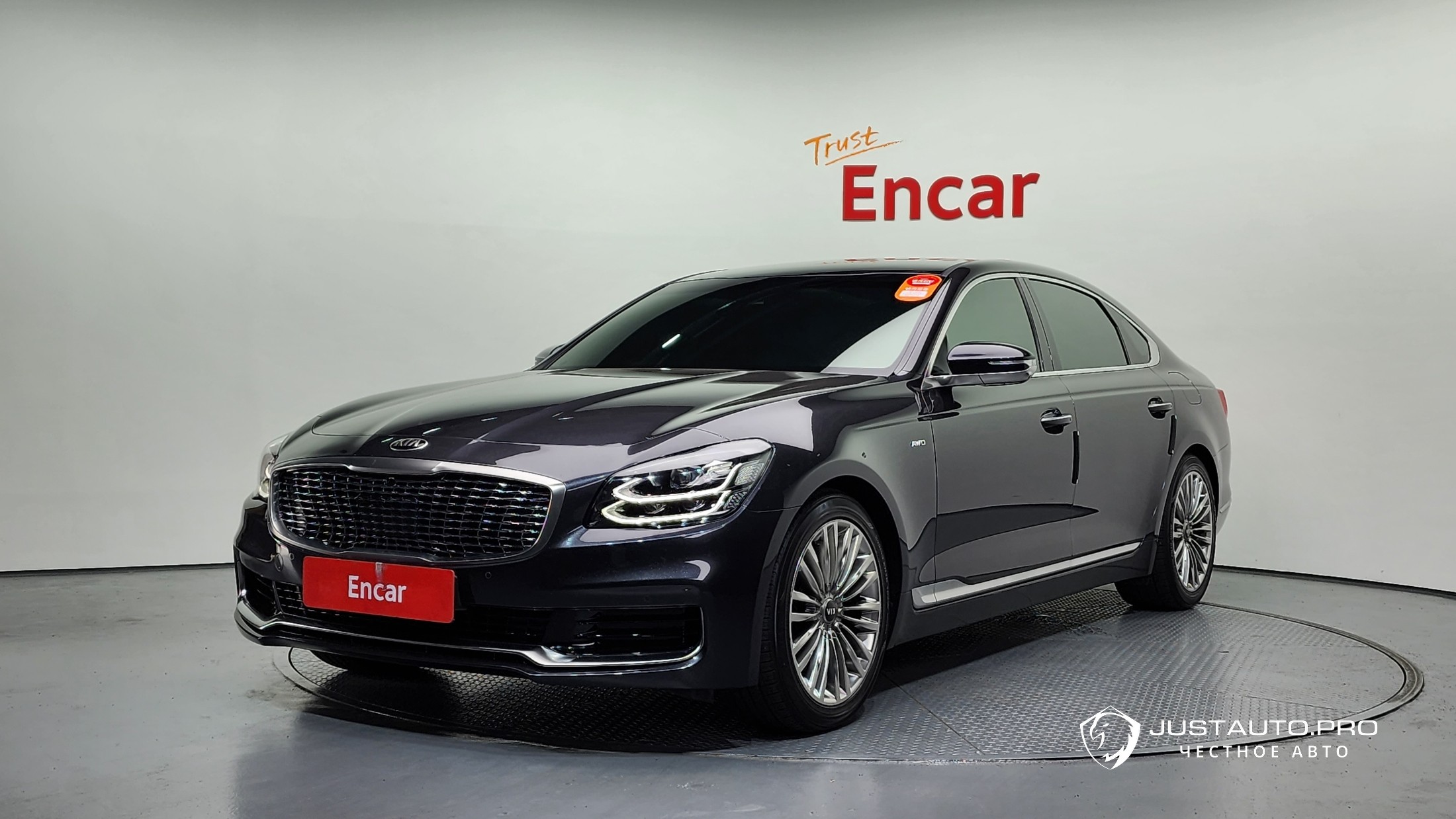 Автомобиль Kia K9