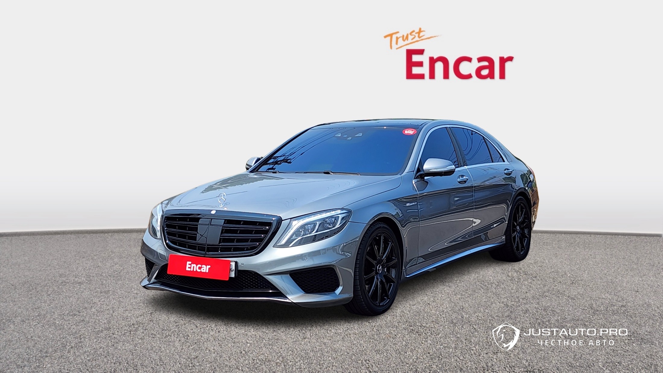 Автомобиль Mercedes-Benz S-Class