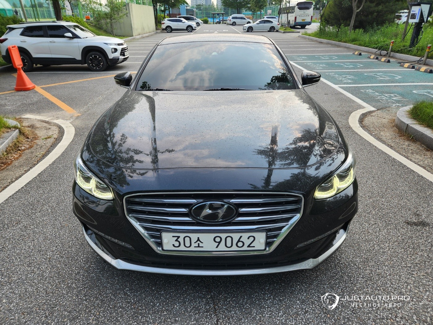 Автомобиль Hyundai Grandeur