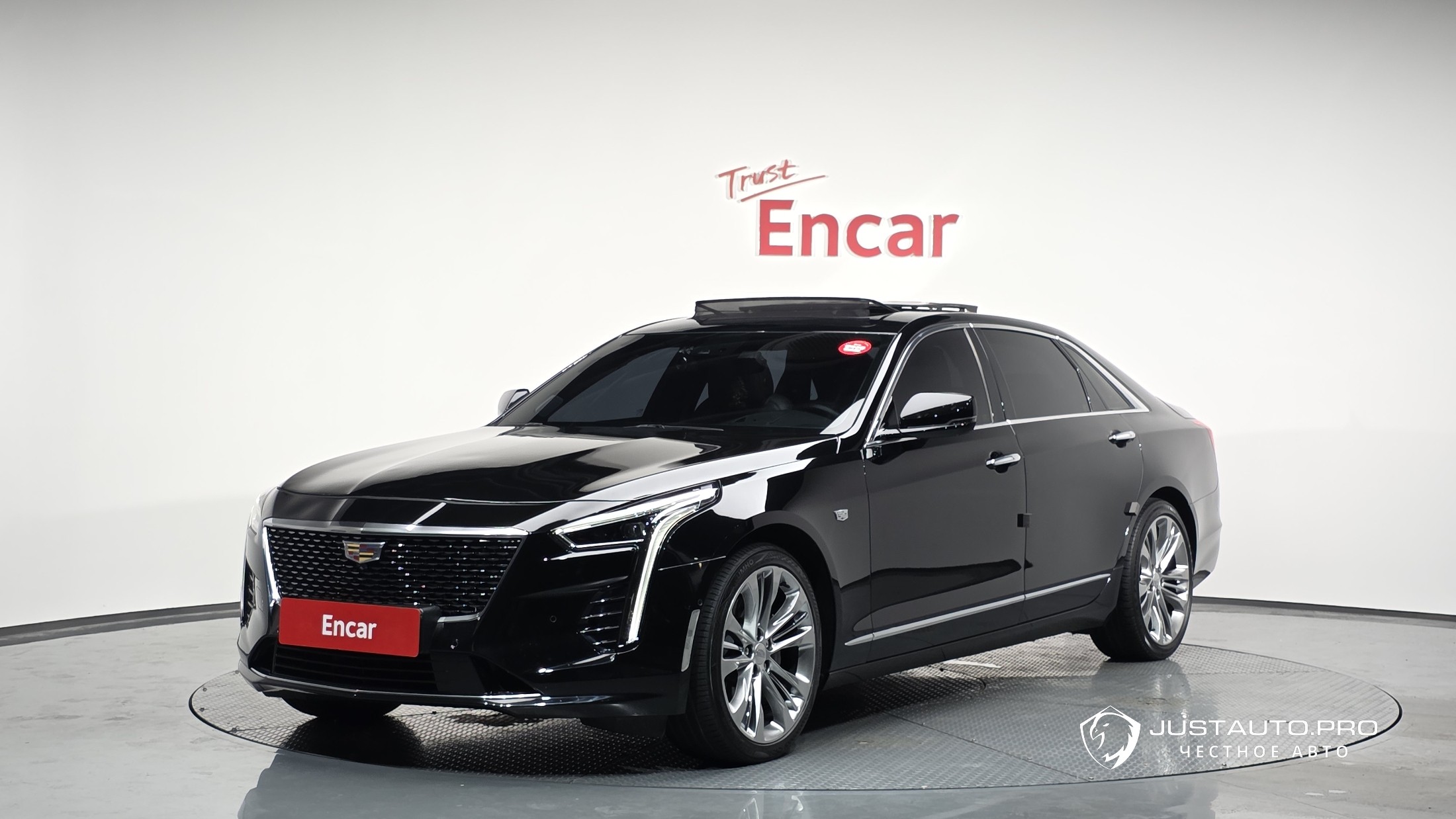 Автомобиль Cadillac CT6